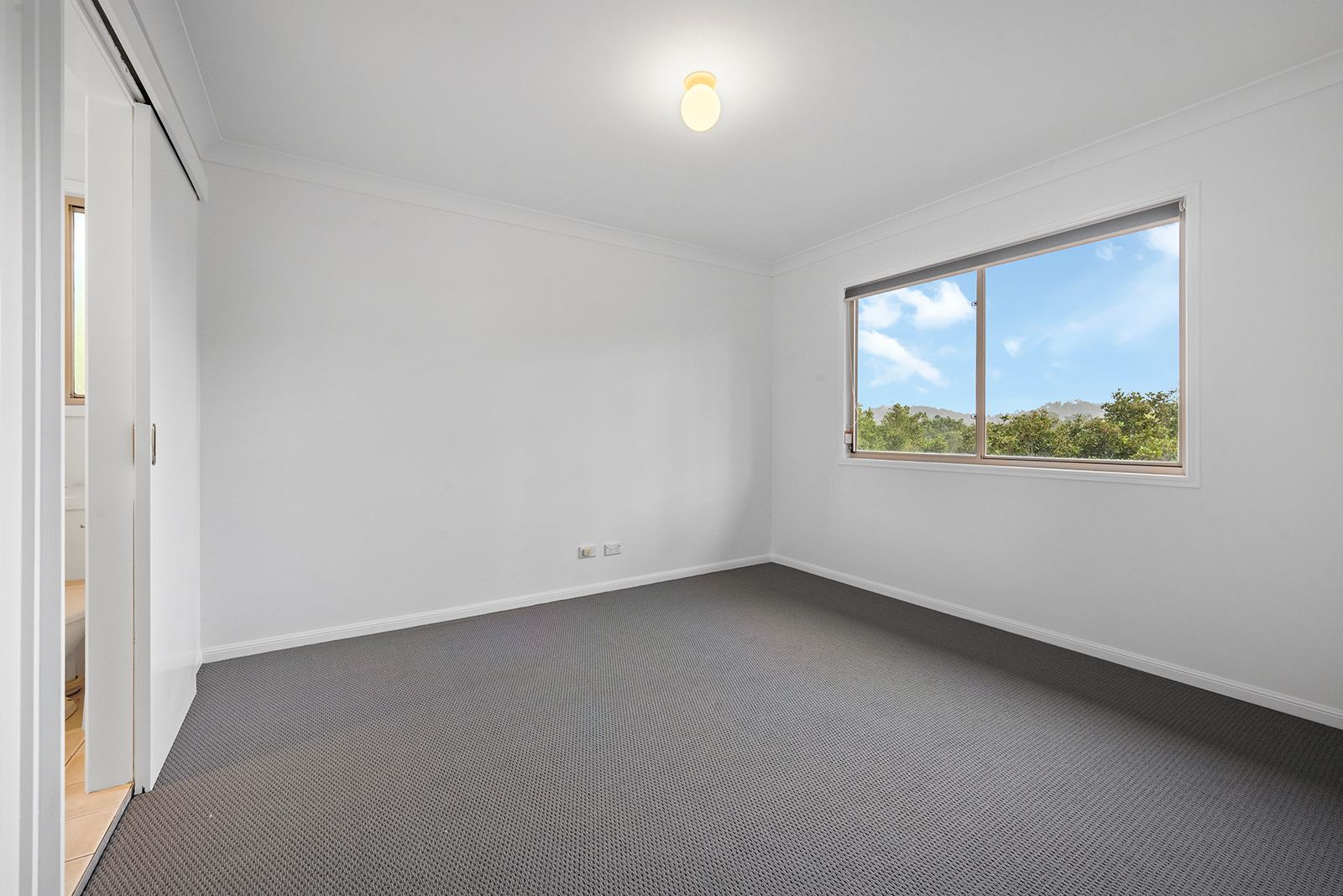 19 Donegal Place — photo 5 of 13