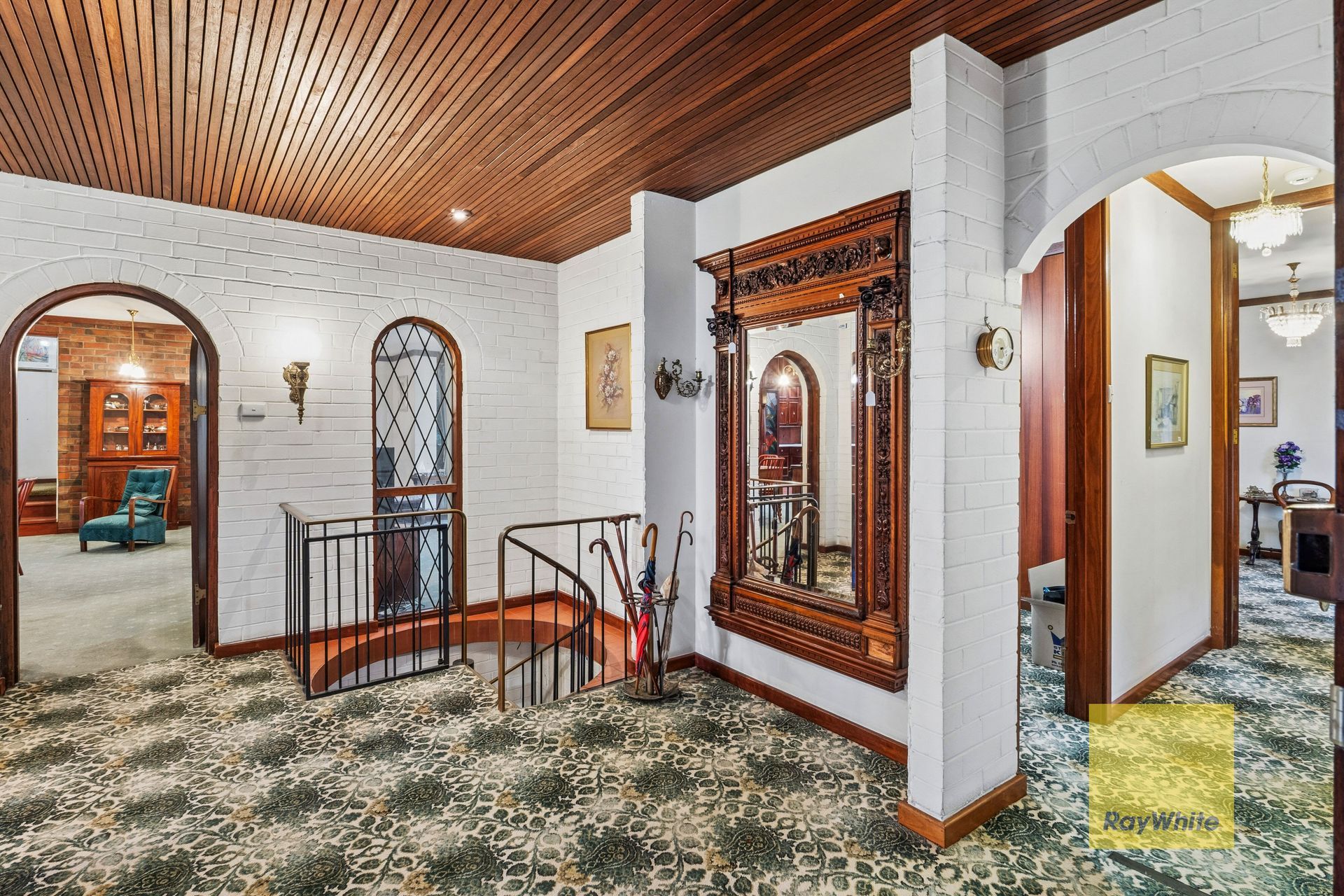 7 Faye Crescent — photo 11 of 30