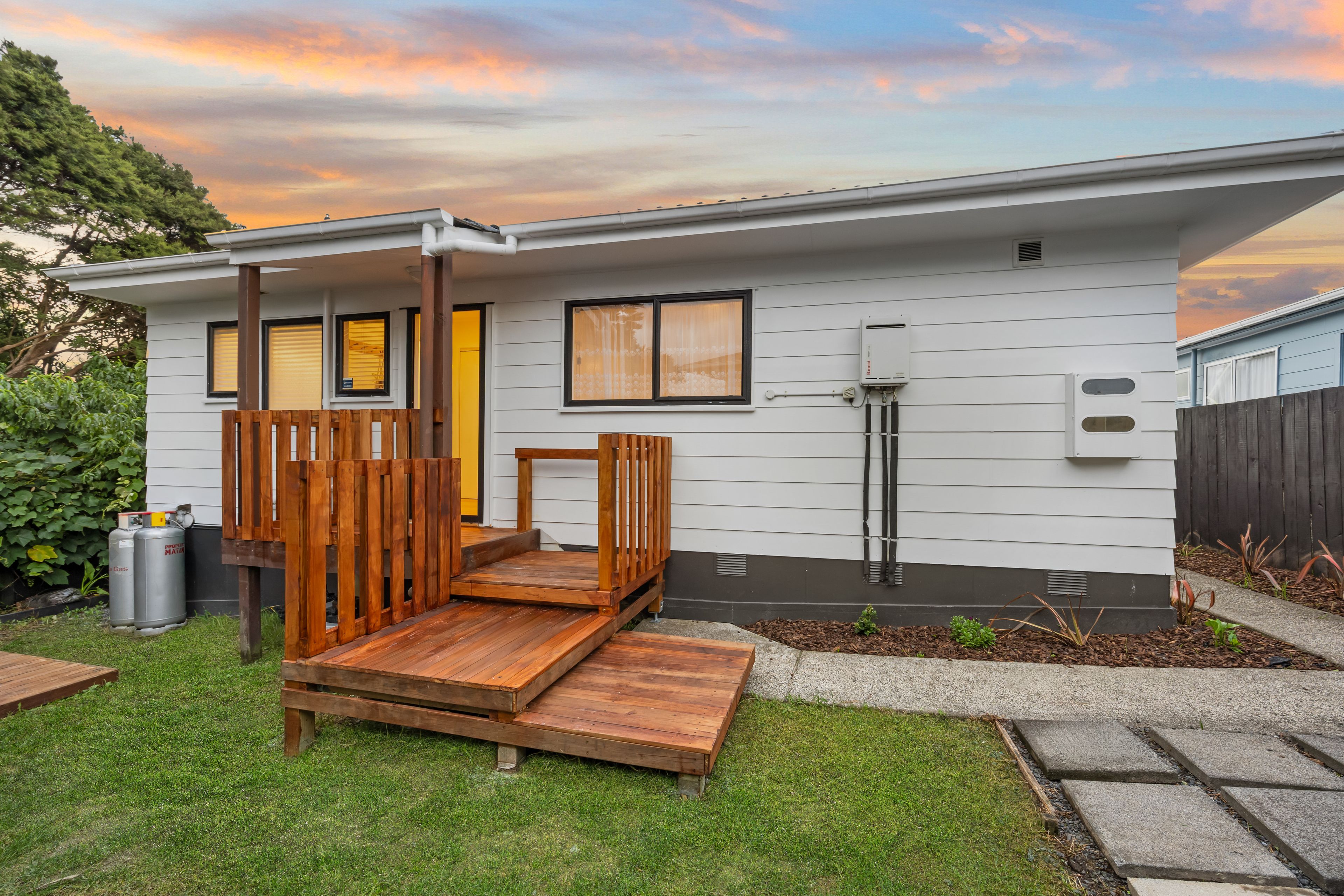 1/18 Darcy Place, Massey, Waitakere City