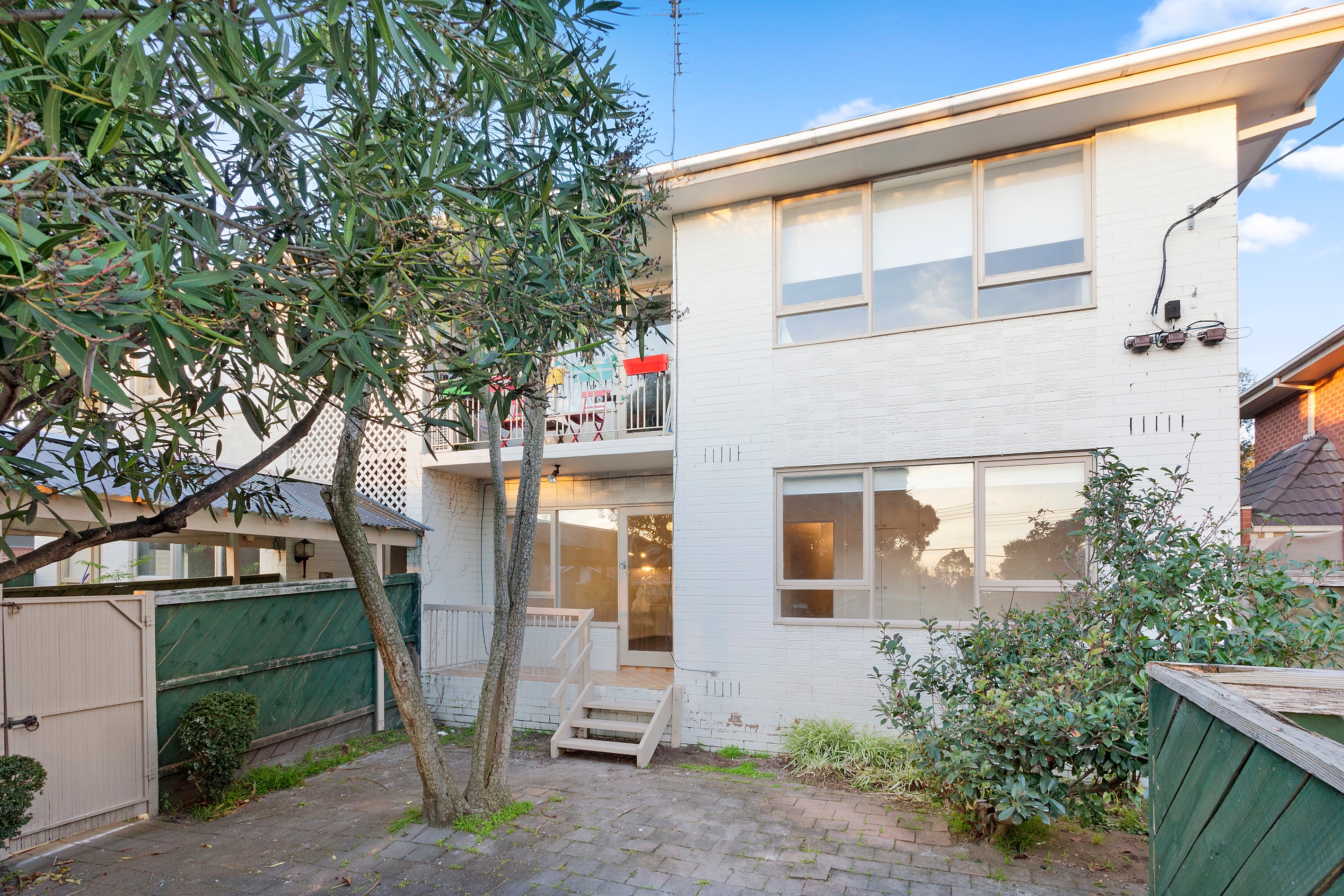 2/17 Maroona Road, Carnegie, VIC 3163