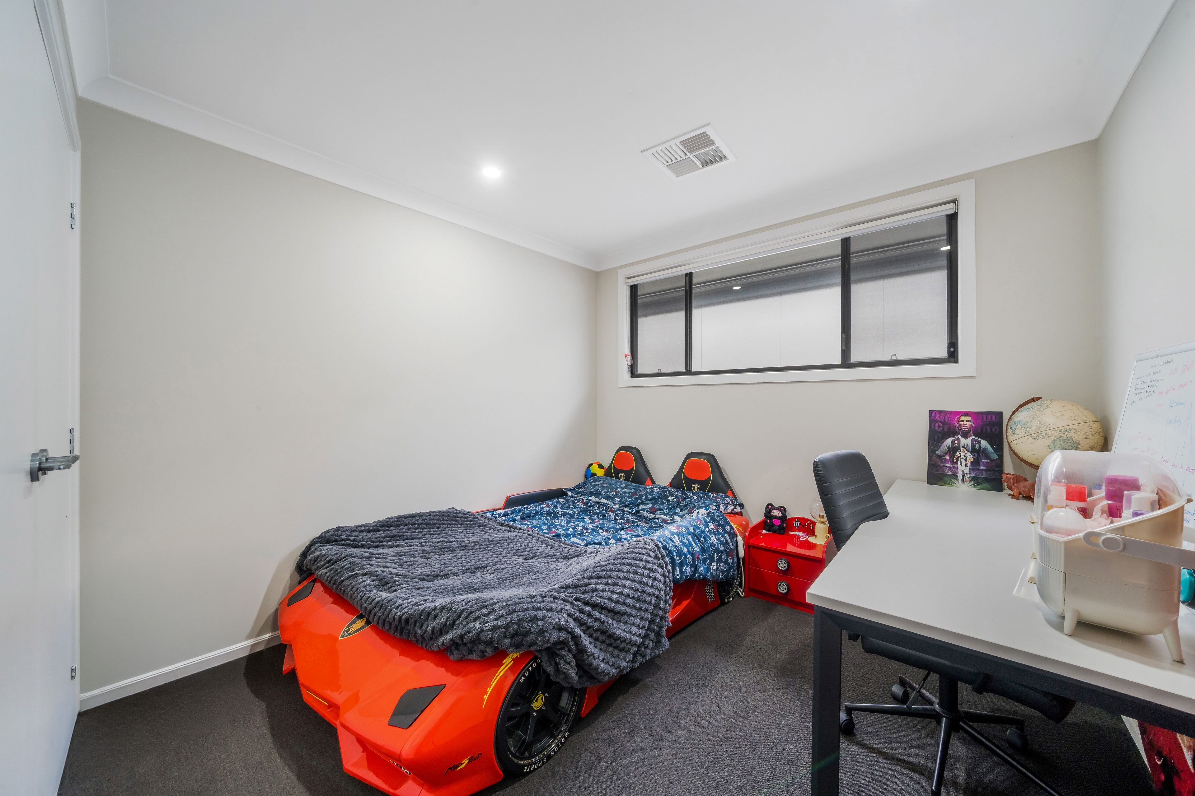 44 Connemara Street — photo 11 of 19