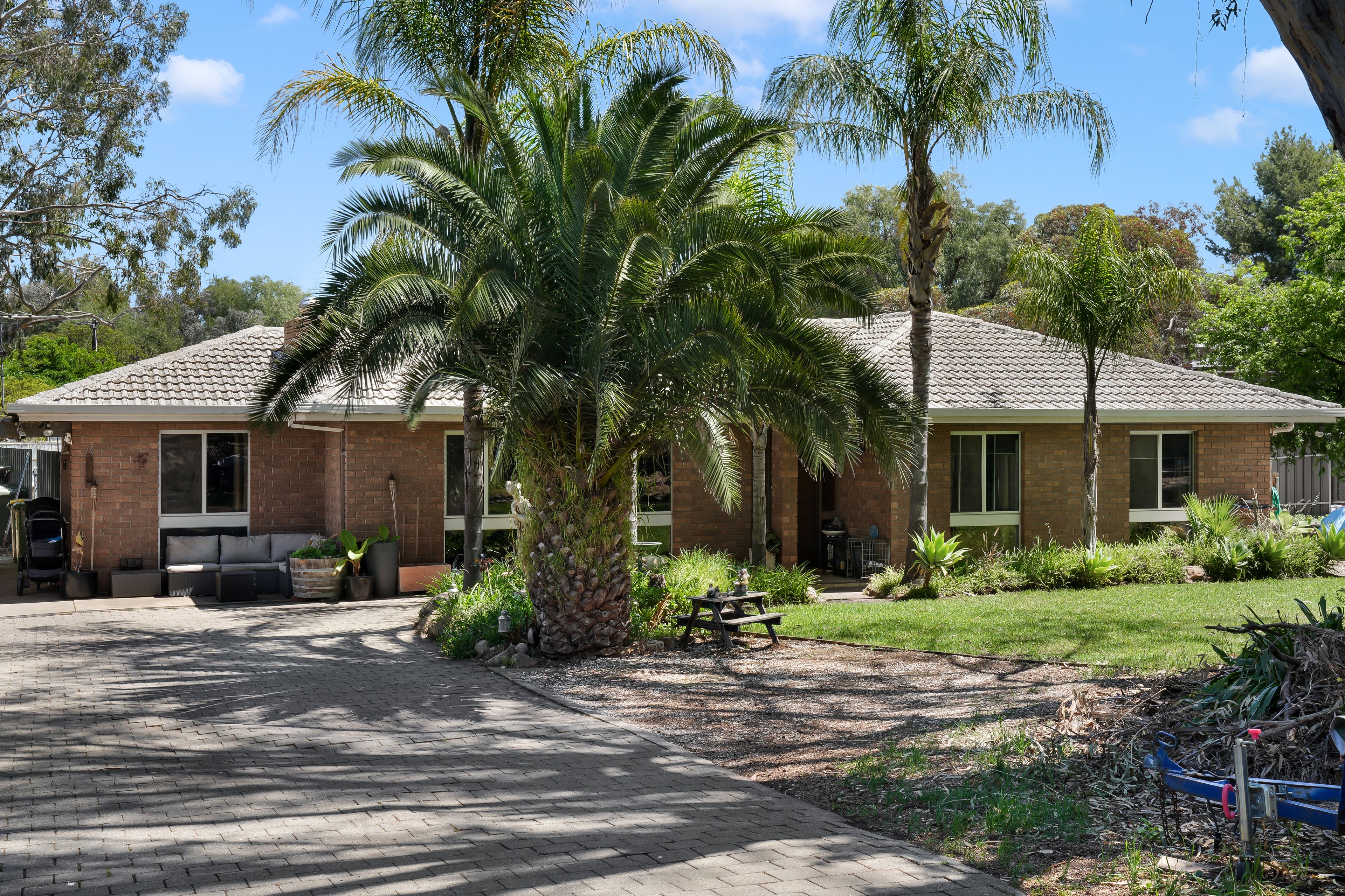 9 Burrows Street — photo from Ray White Barossa Valley
