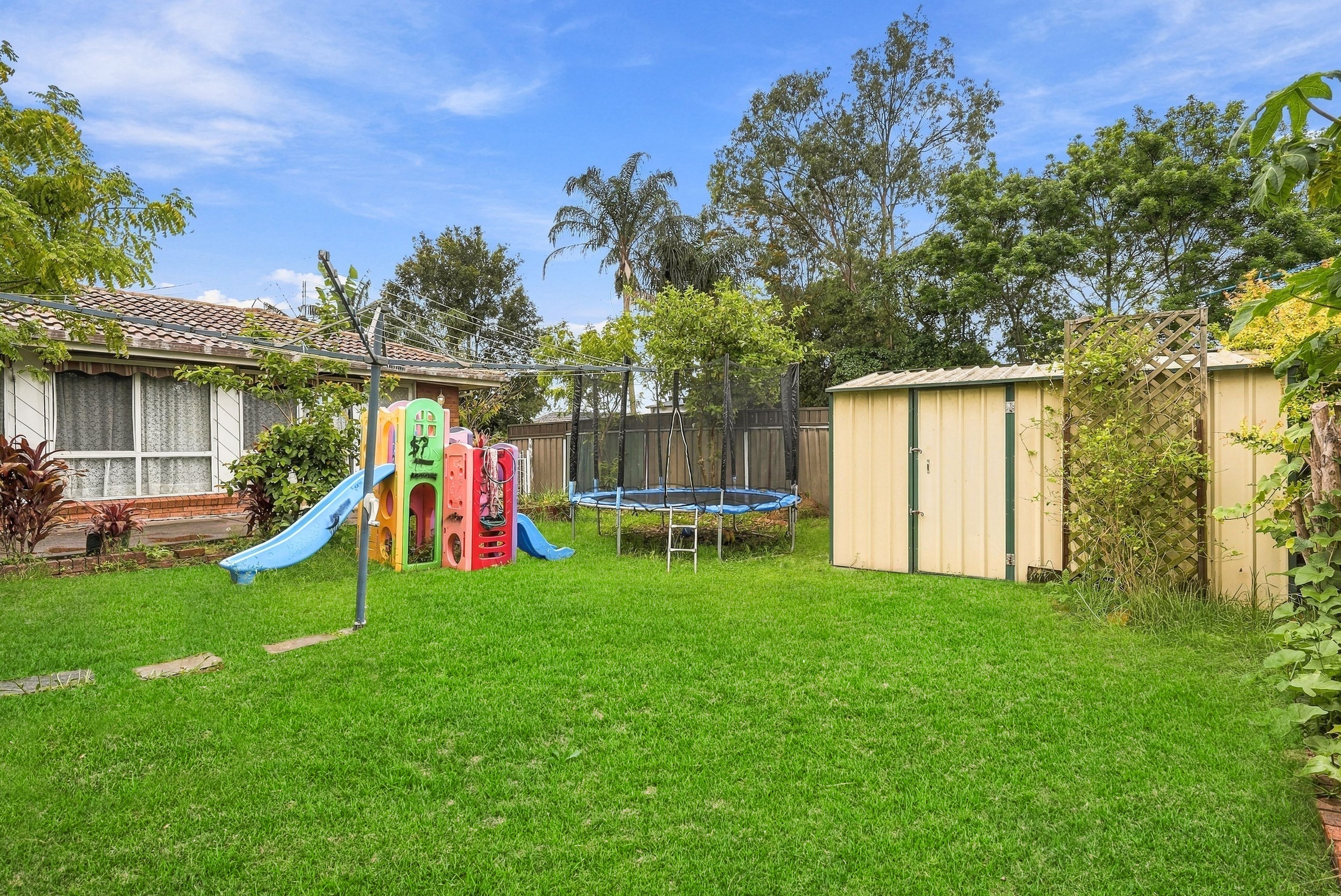 27 Odelia Crescent — photo 6 of 27