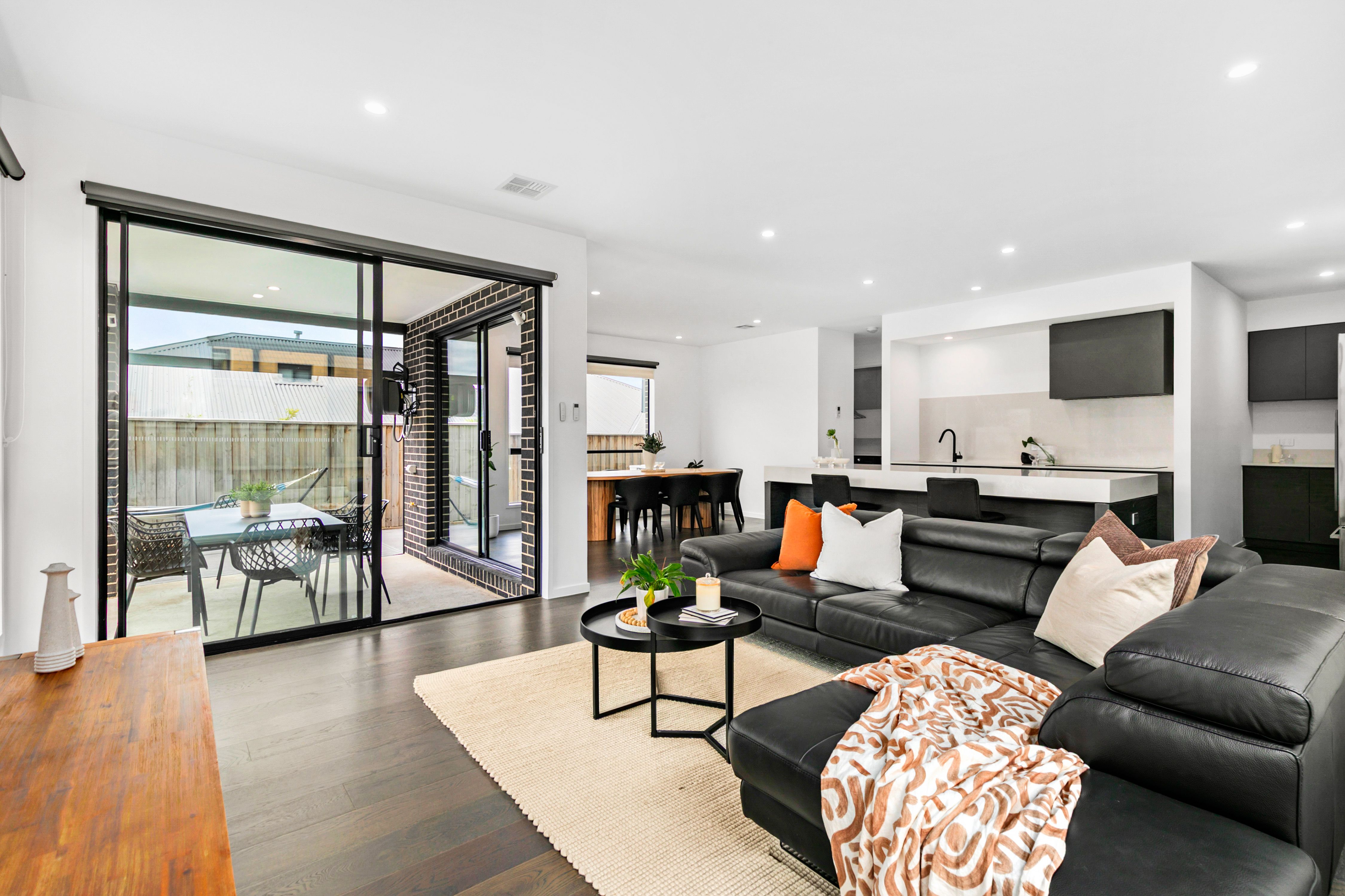 5 Renwood Drive, Greenvale, VIC 3059