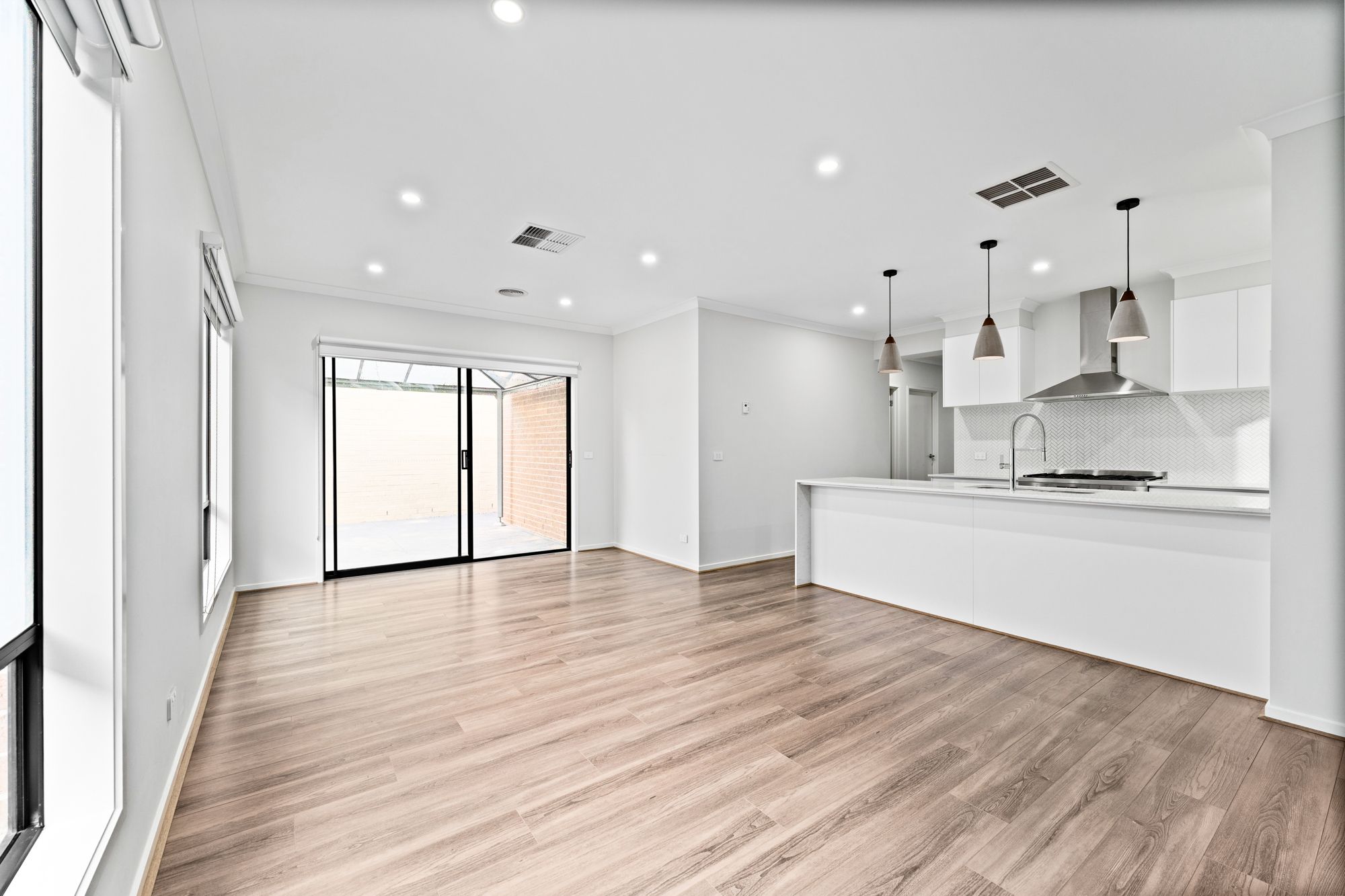 66 Lucerne Drive — photo 5 of 11