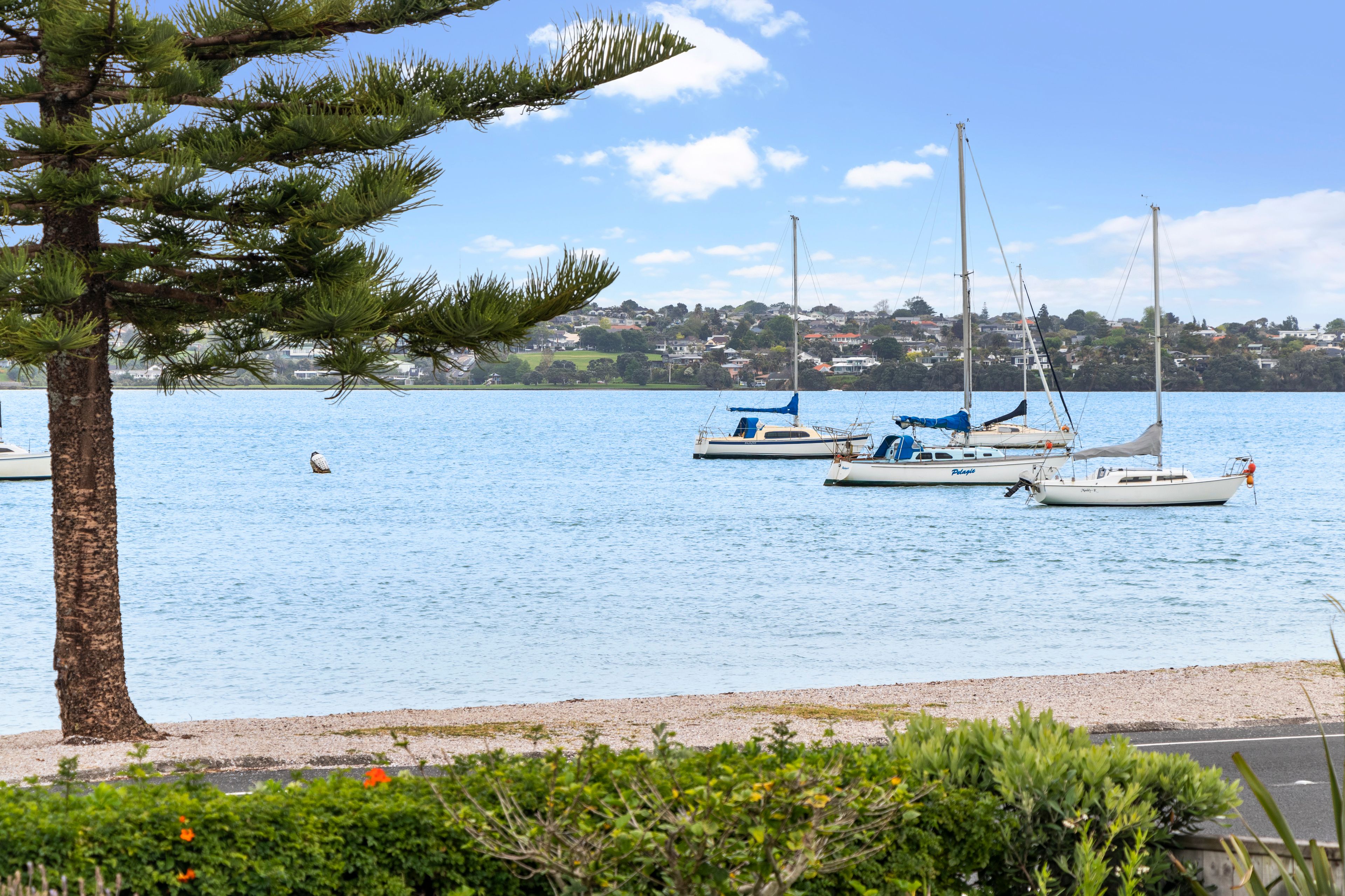 32A & 32B The Parade, Bucklands Beach, Manukau City