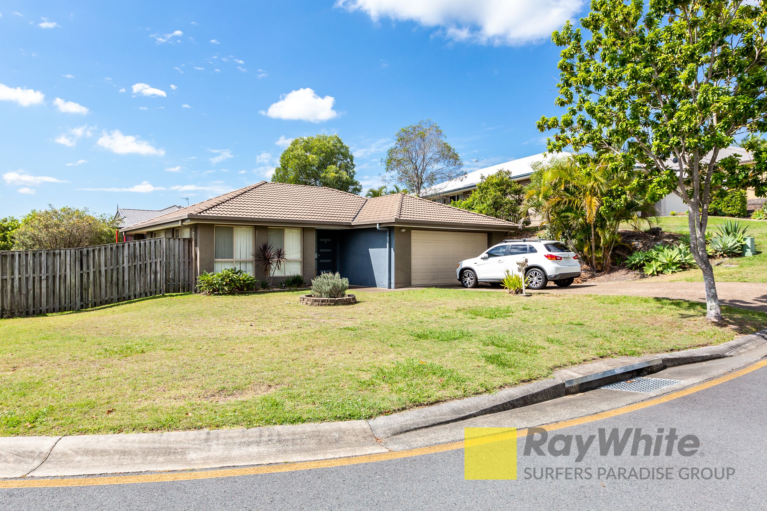 35 Sangster Crescent, Pacific Pines, QLD 4211