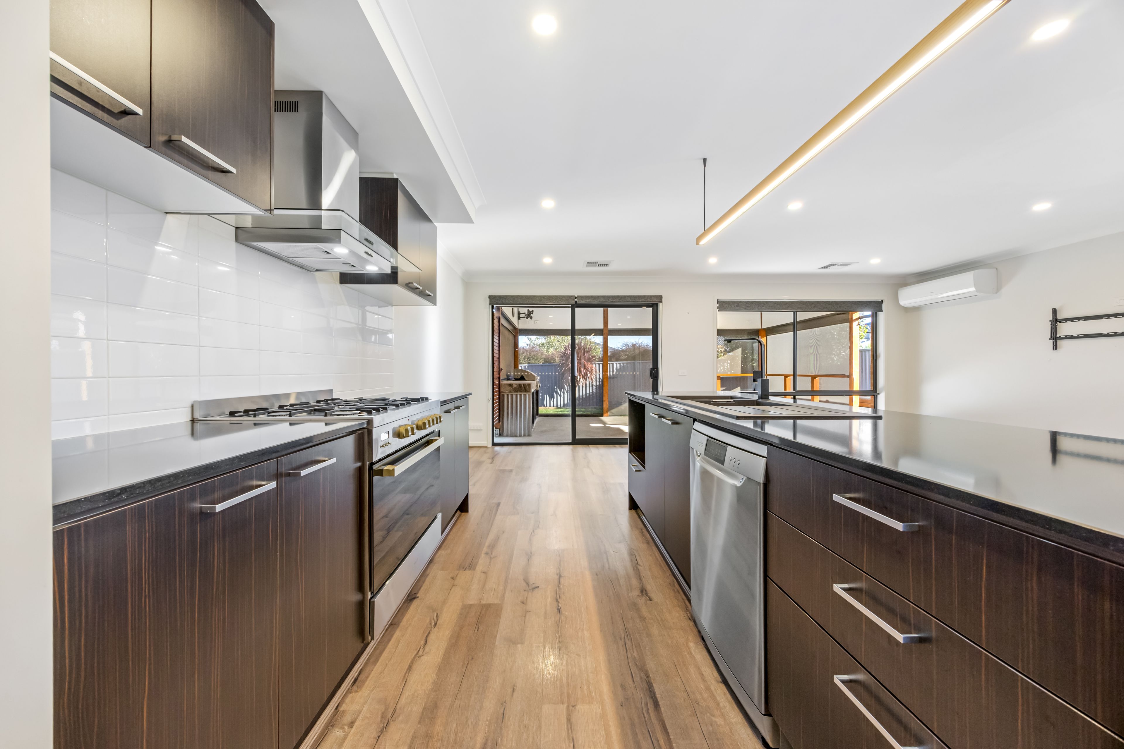 6 Sligo Street — photo 3 of 13