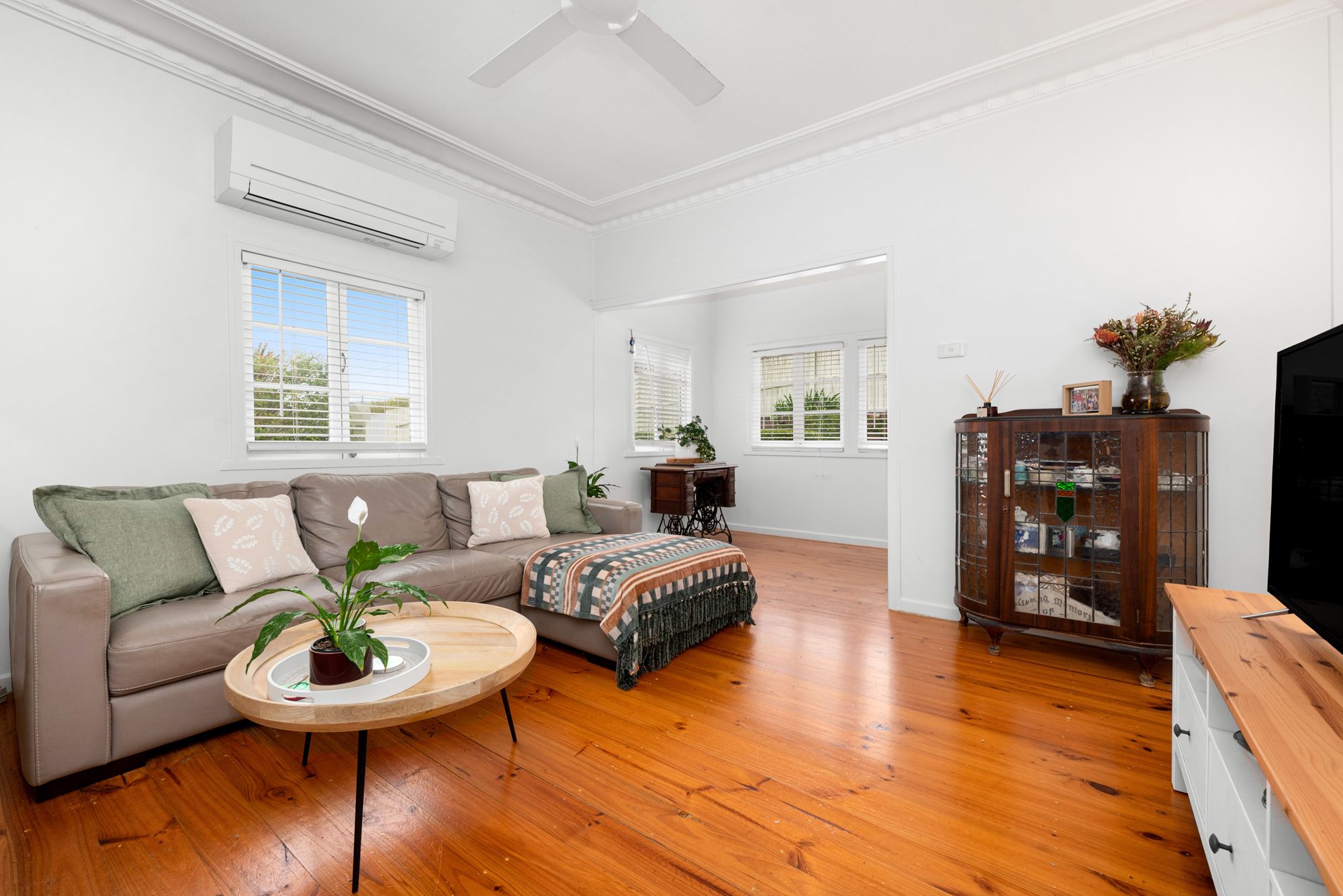 14 HILL PARK Lane — photo 6 of 15