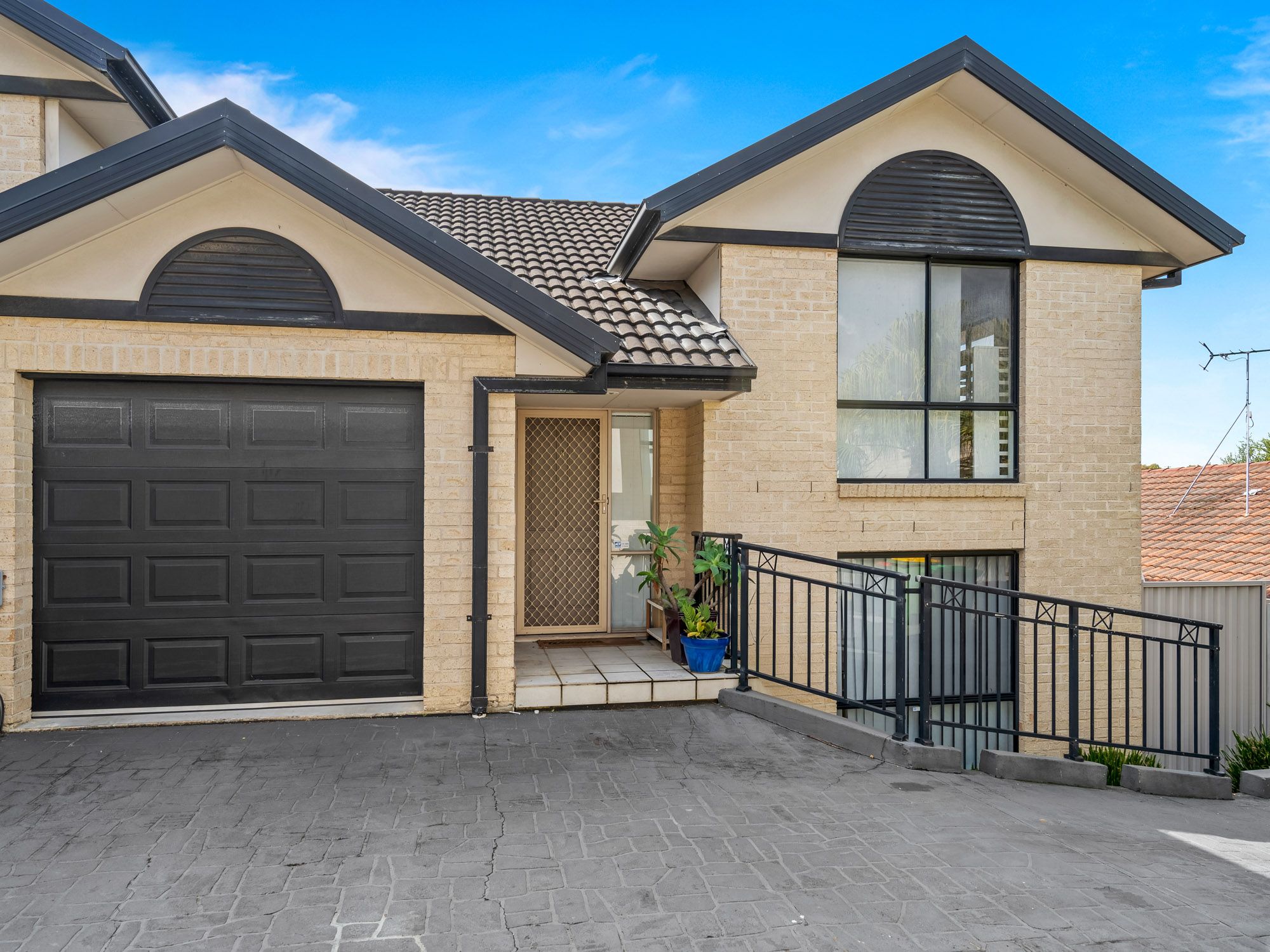 21-23 Henry Parry Drive, East Gosford NSW 2250