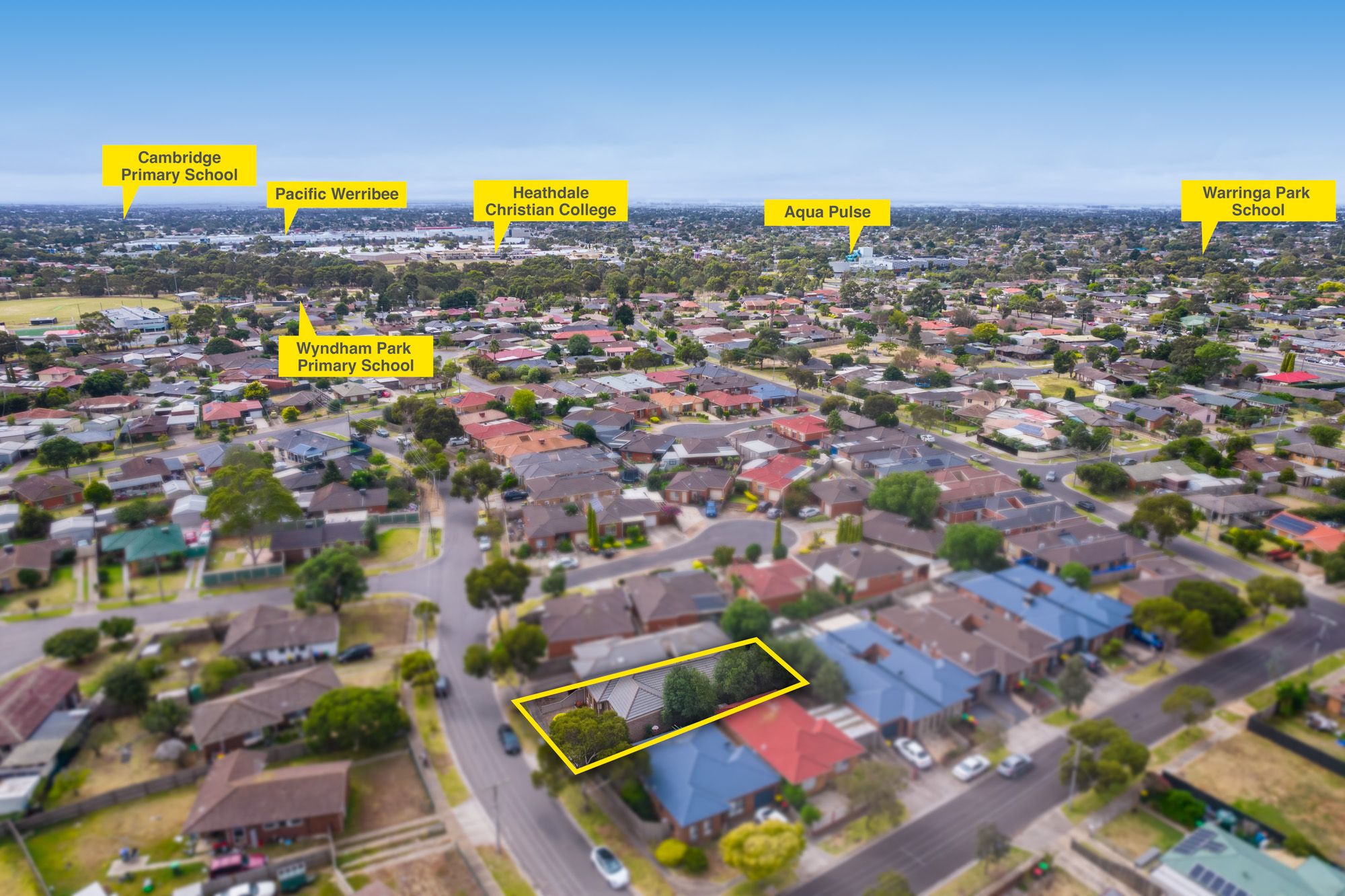 2/4 Falcon Street, Werribee, VIC 3030