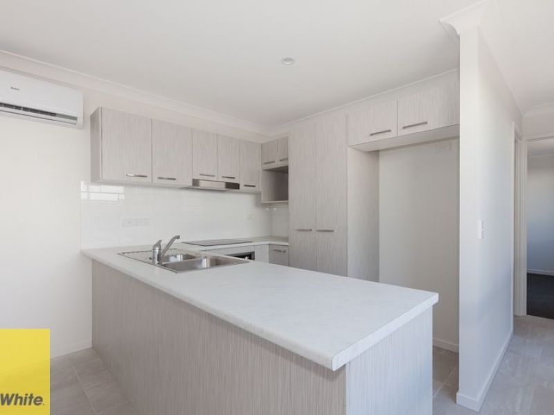 10B Bonnie Court, Flinders View, QLD 4305