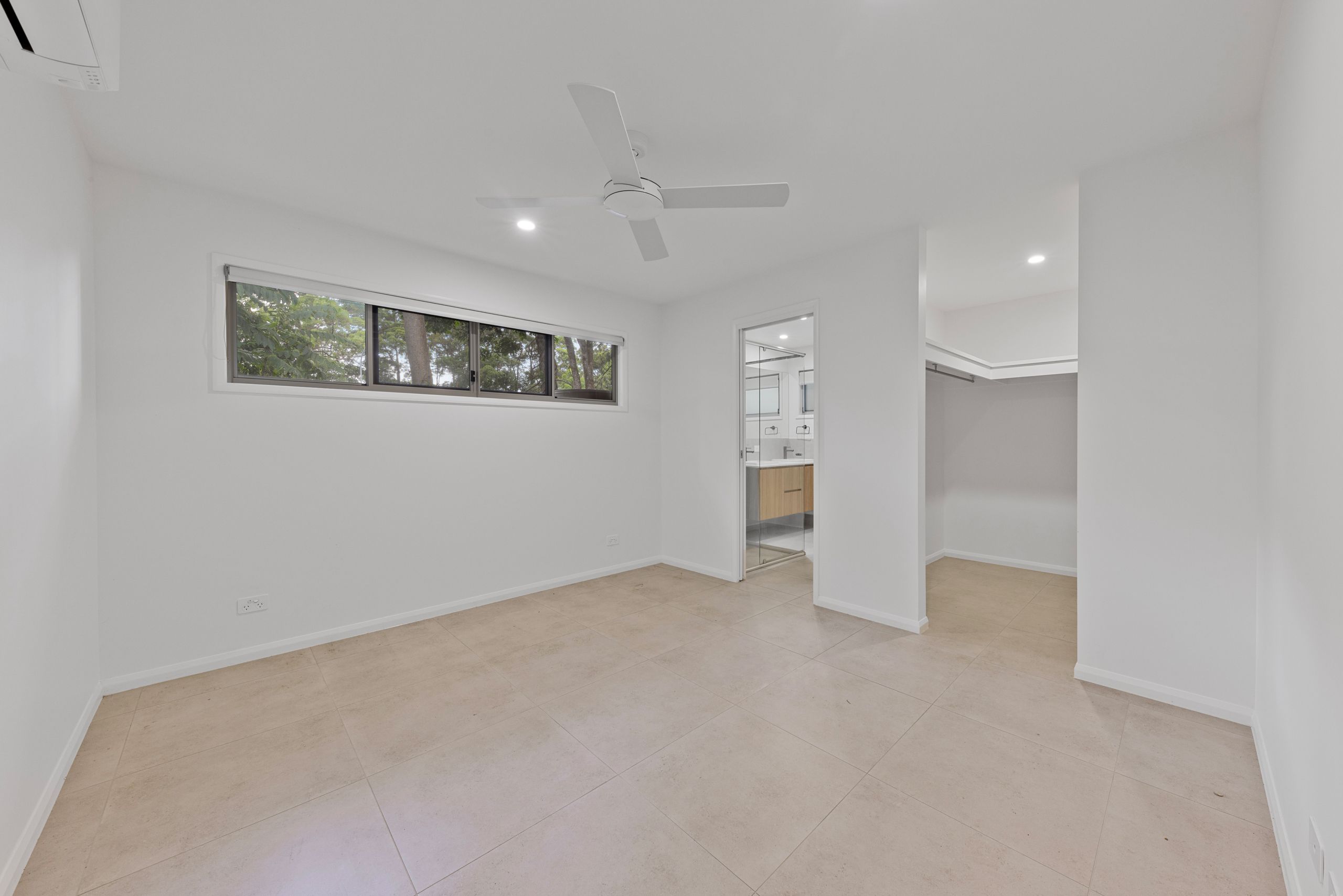 Residence Two of 45 Woodlands Crescent — photo 7 of 11