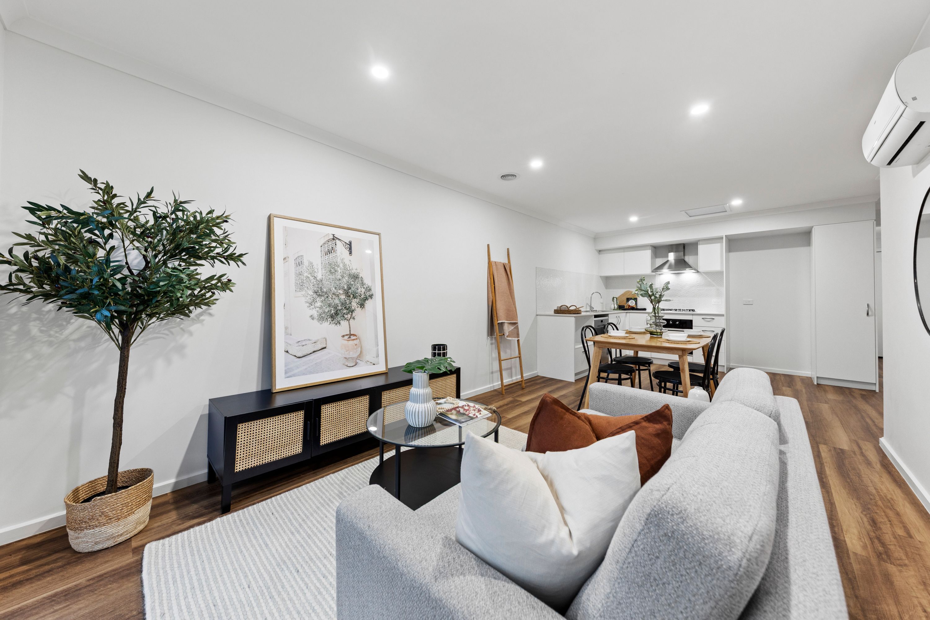 13 Blainey Way — photo 8 of 22