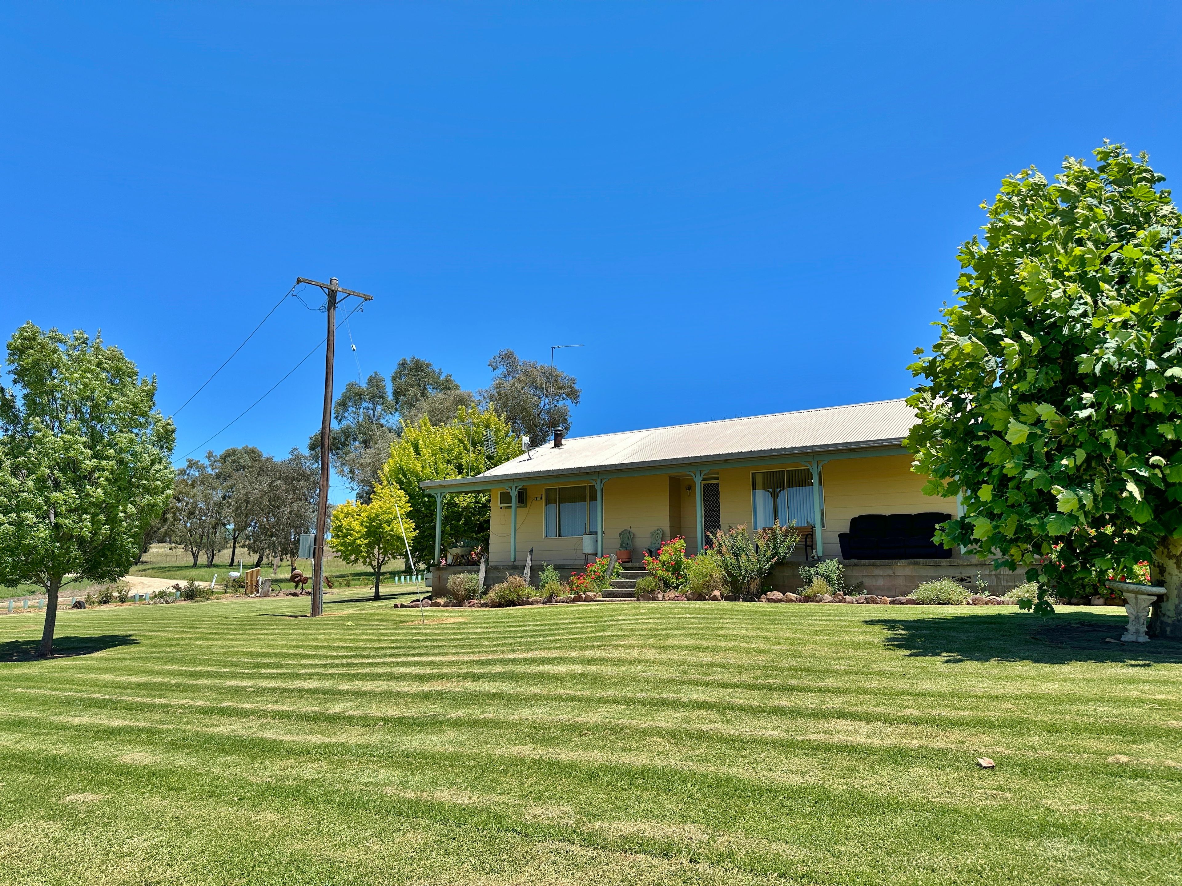 11 Phillips Street, Bendick Murrell via, Young, NSW 2594