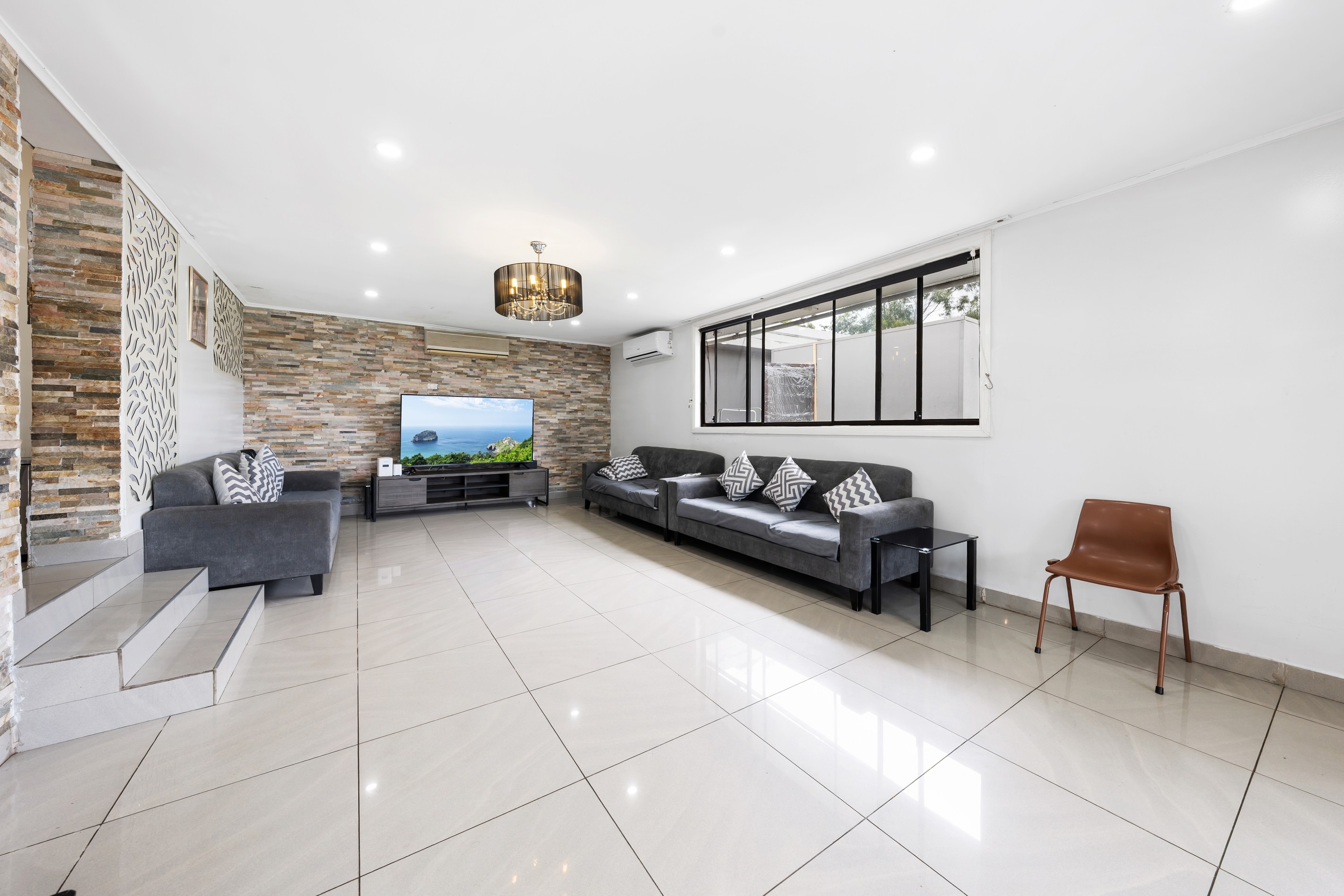 8 Theresa Street, Smithfield, NSW 2164