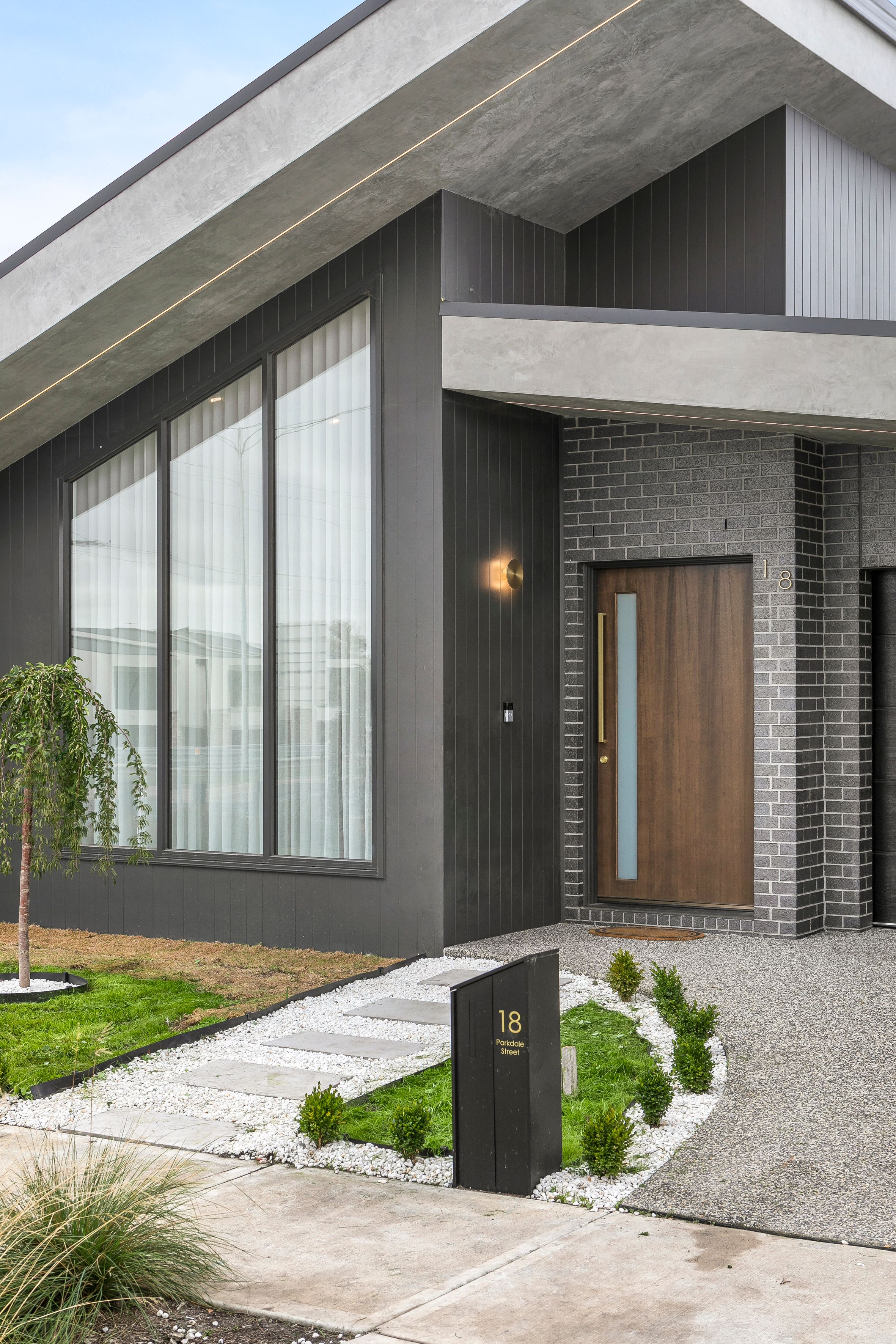 18 Parkdale Street, Greenvale, VIC 3059