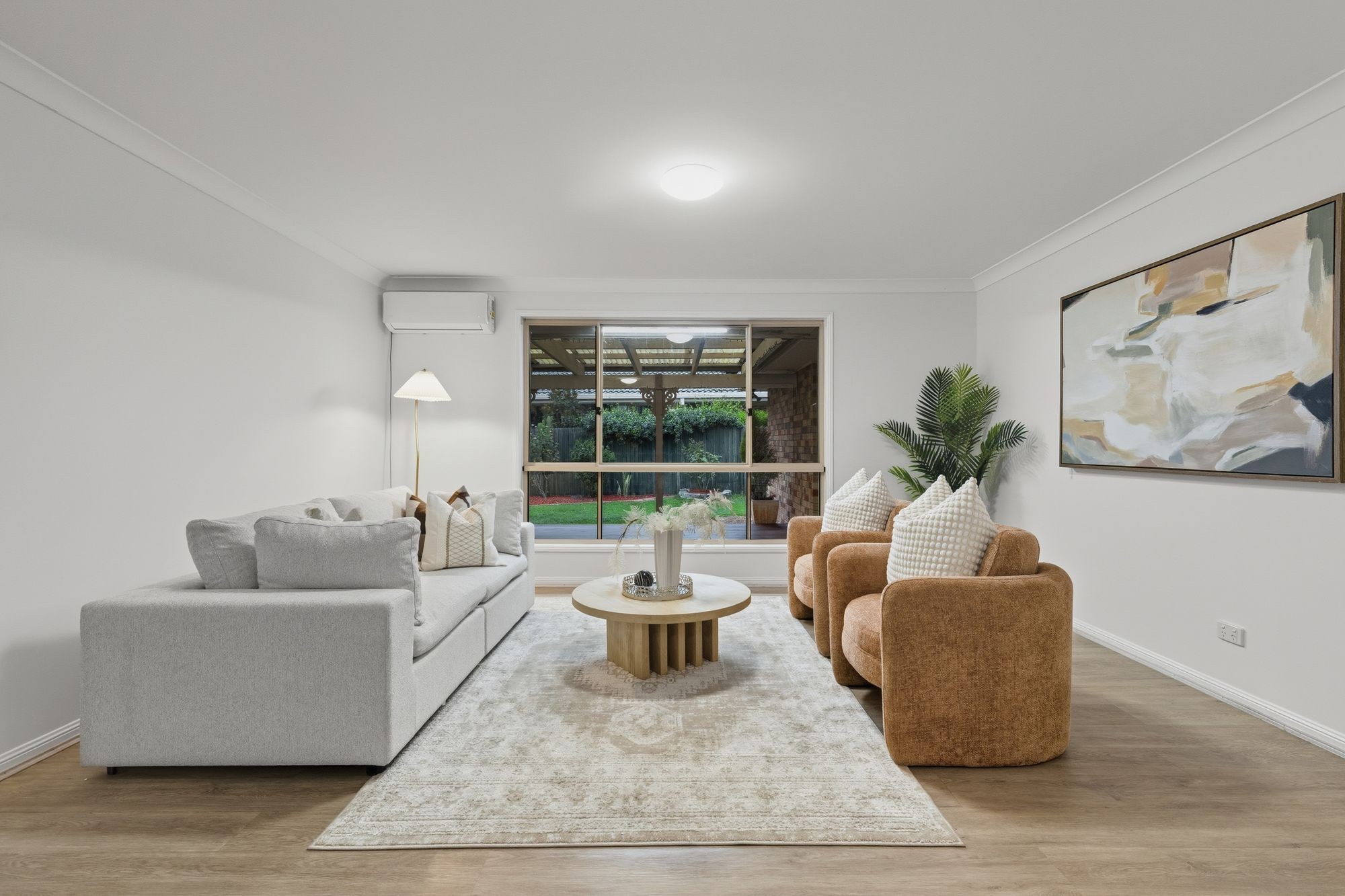 8 Silverdell Crescent, Parkinson, QLD 4115