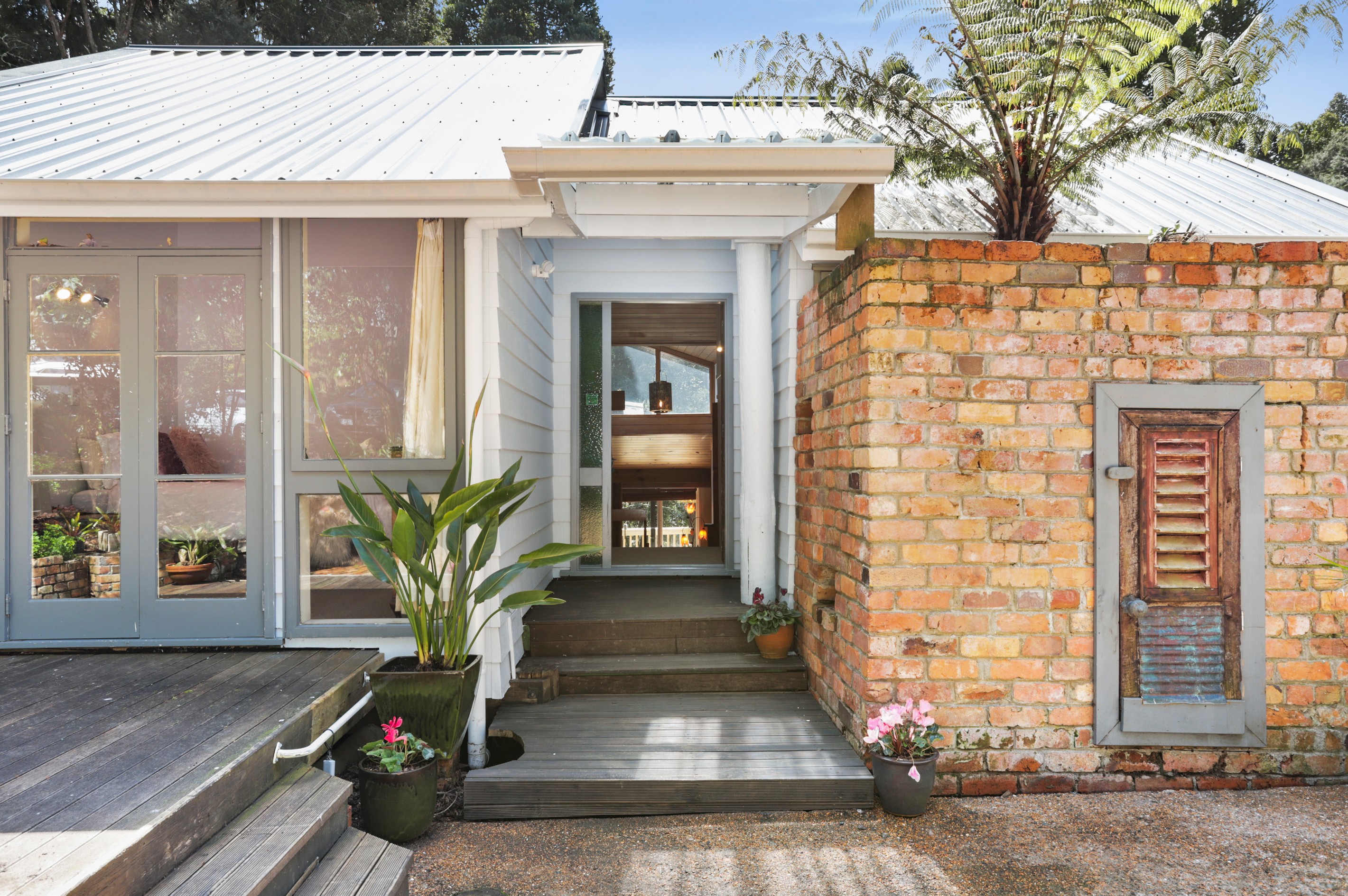 12 Brownie Road, Laingholm, Waitakere City