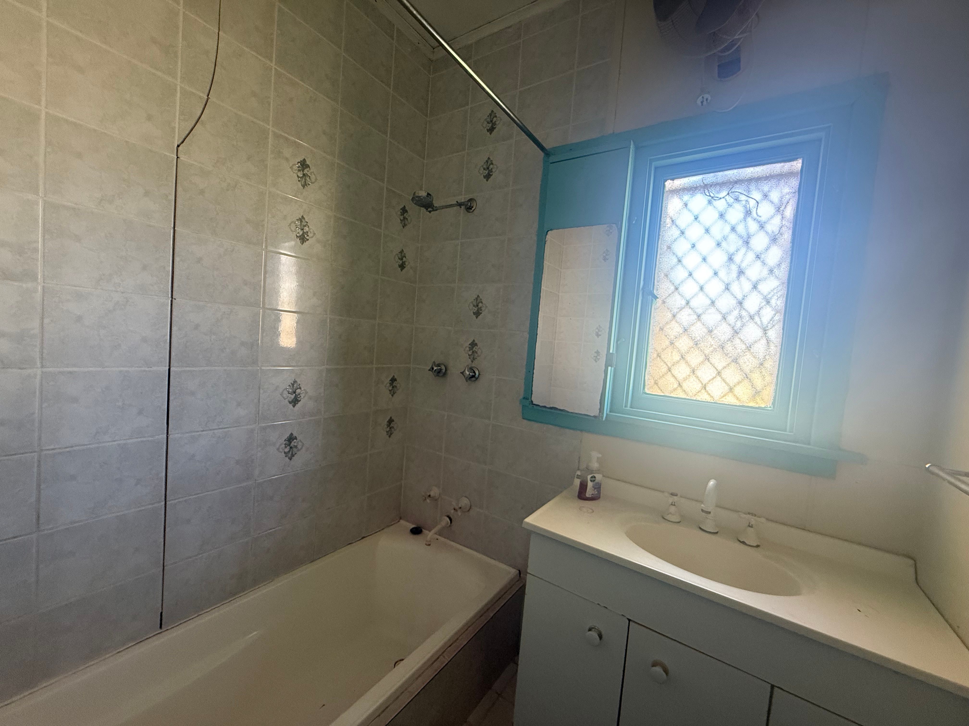 14 Blythe Street — photo 9 of 16