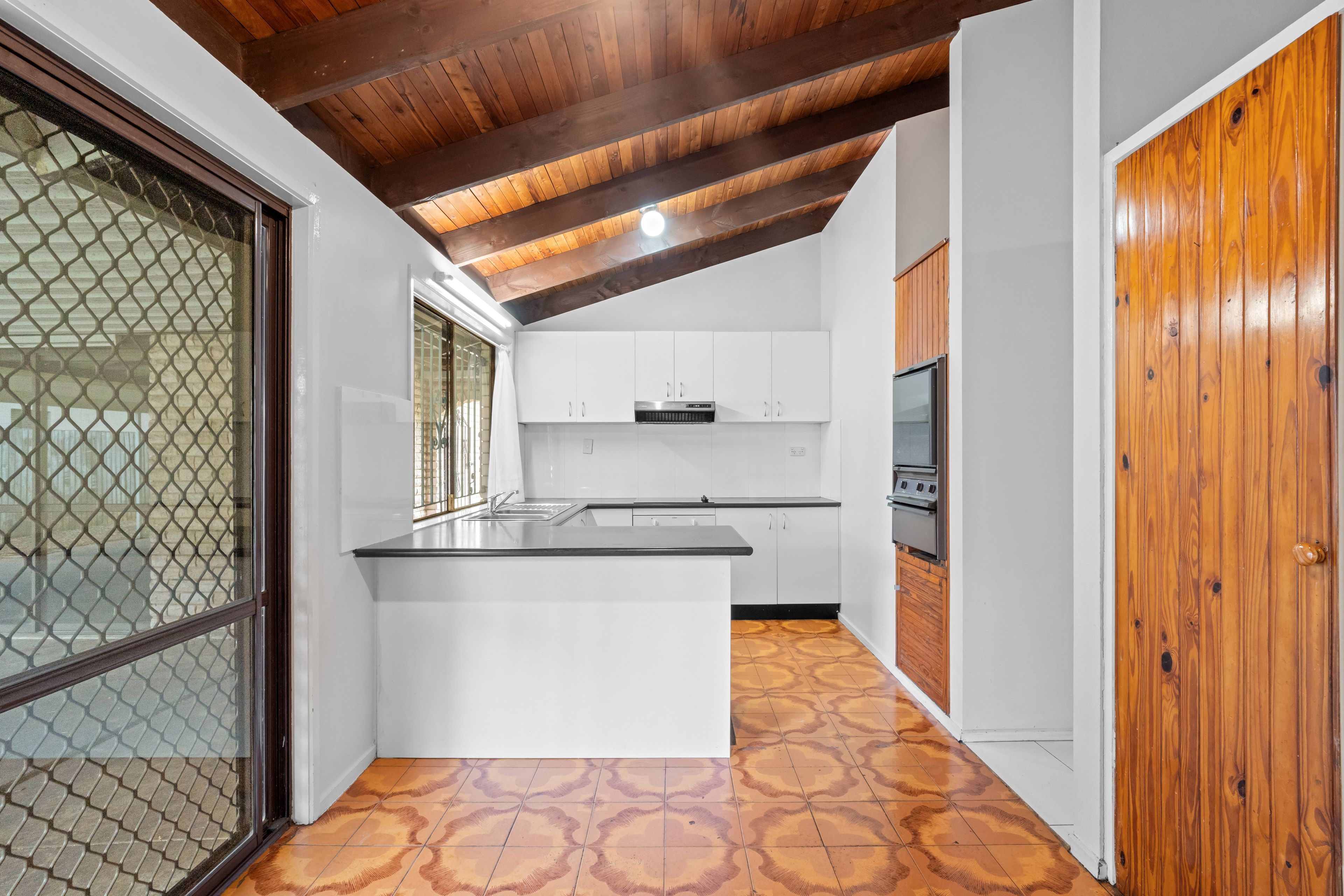 23 Kallista Road — photo 8 of 21