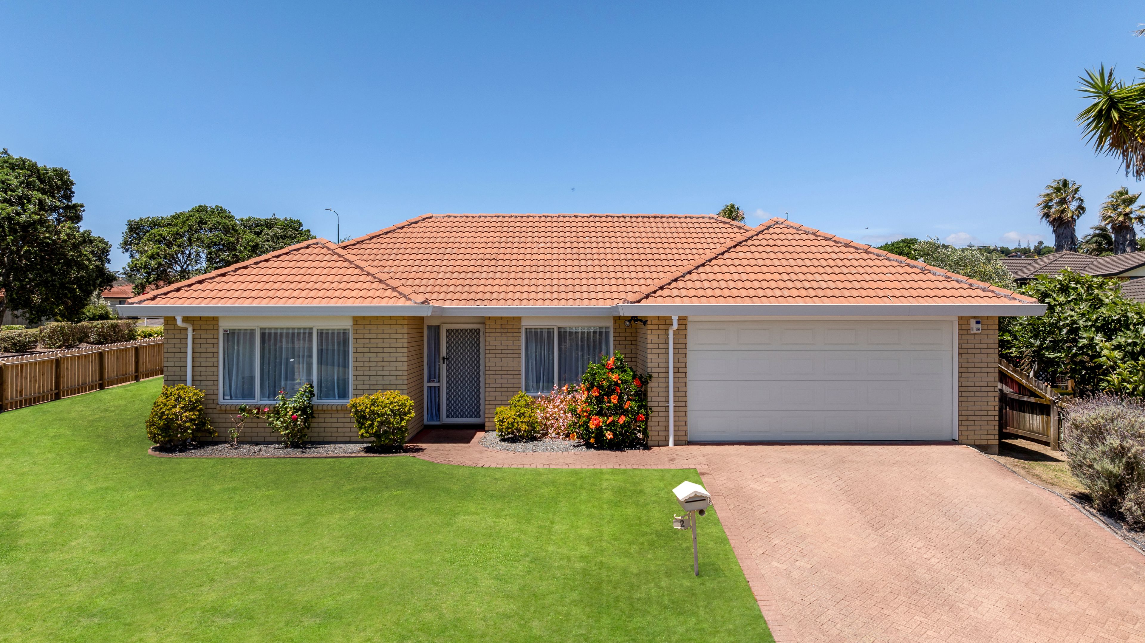 2 Magilligan Close, Dannemora, Manukau City