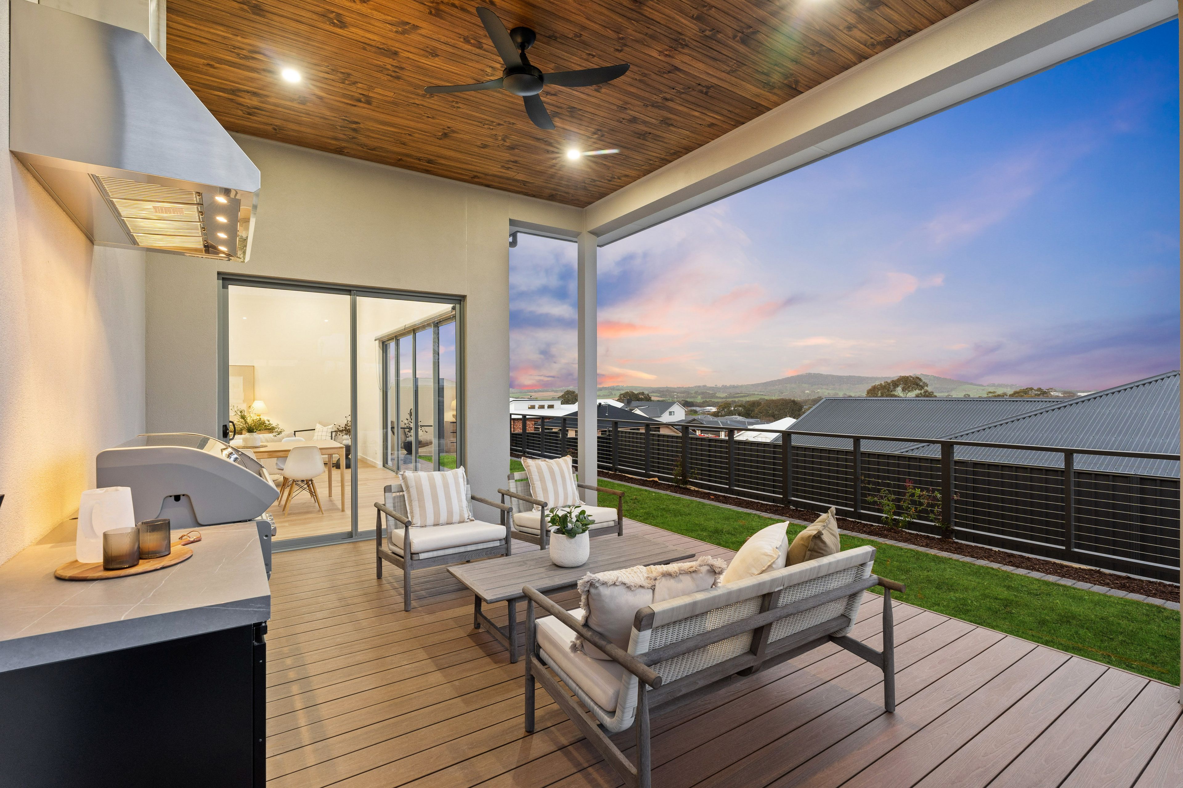 18 Ridge Street, Mount Barker, SA 5251