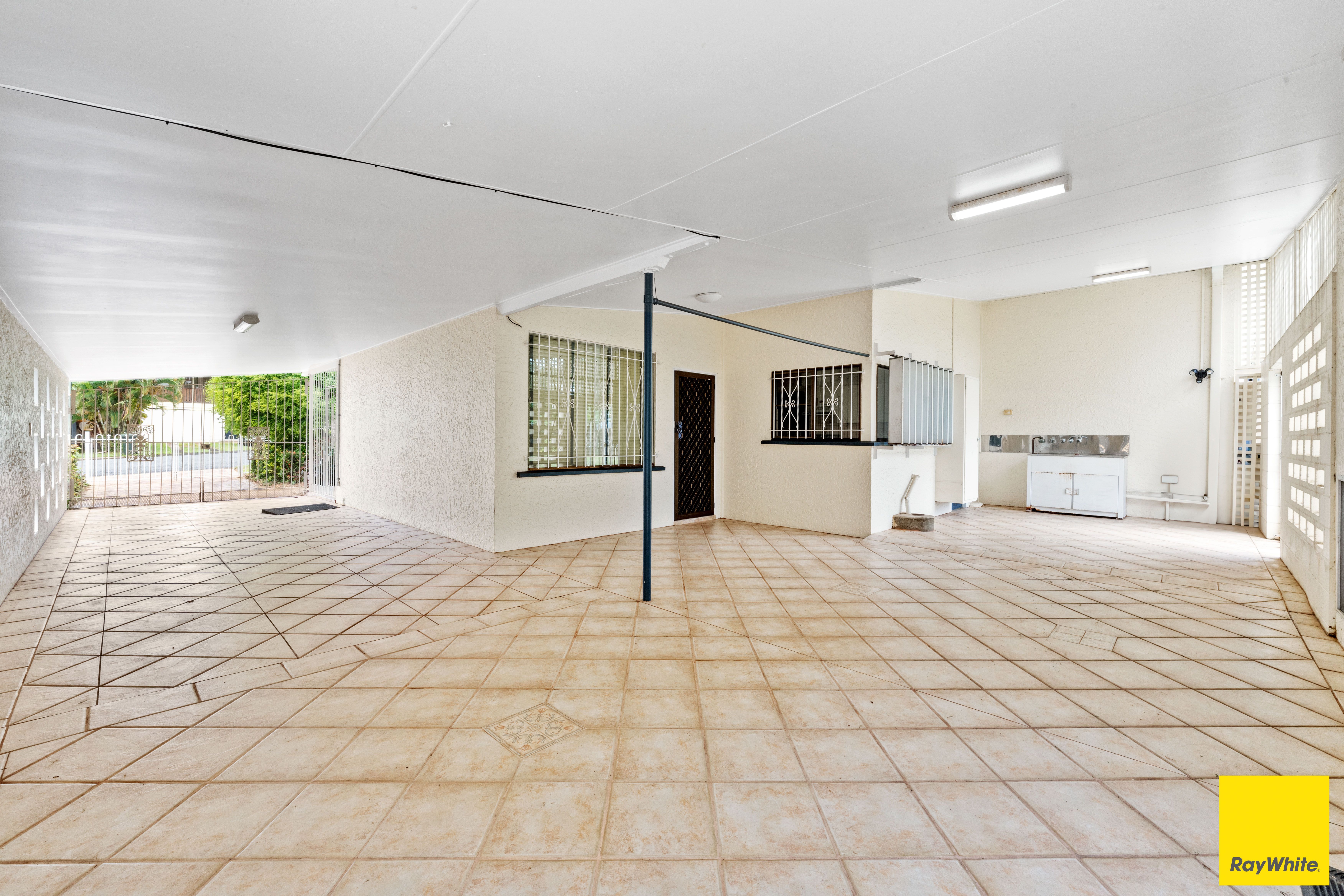 24 Pyne Street, Edge Hill, QLD 4870