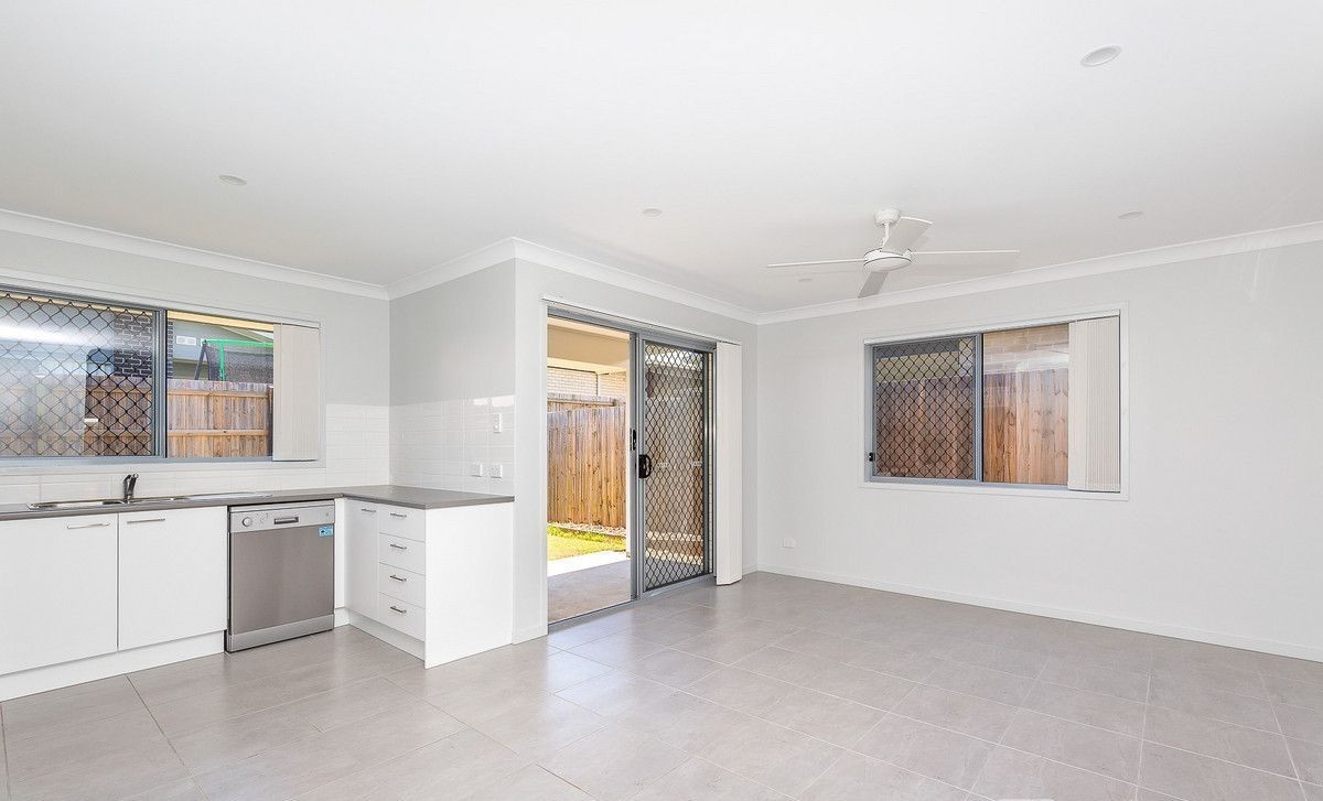 1/44 Awoonga Crescent, Morayfield, QLD 4506