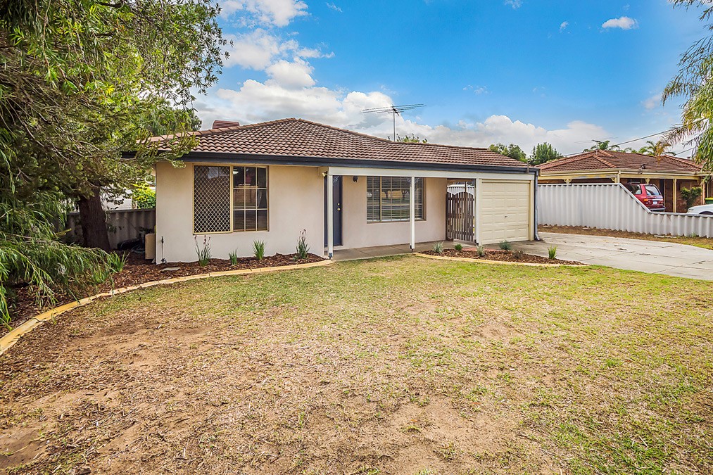 5 Lakemba Way, Waikiki, WA 6169