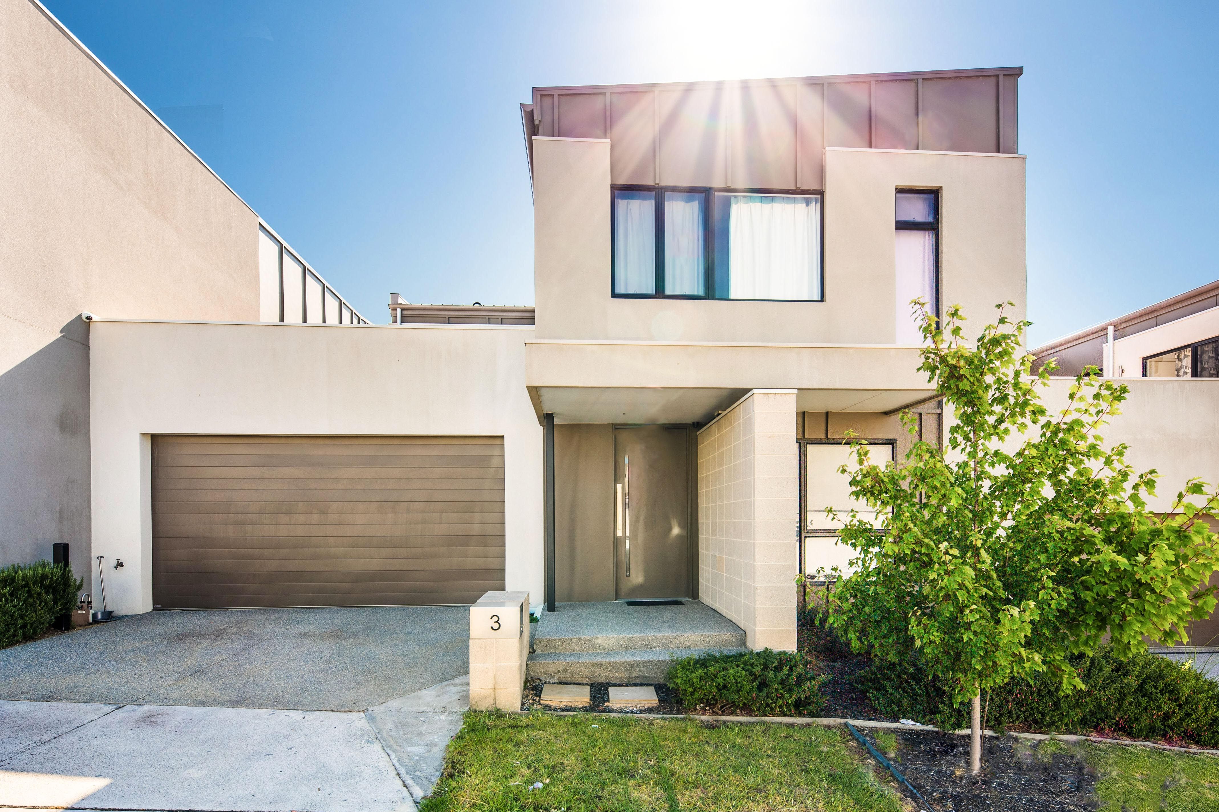 3 Berry Yung Avenue, Burwood VIC 3125