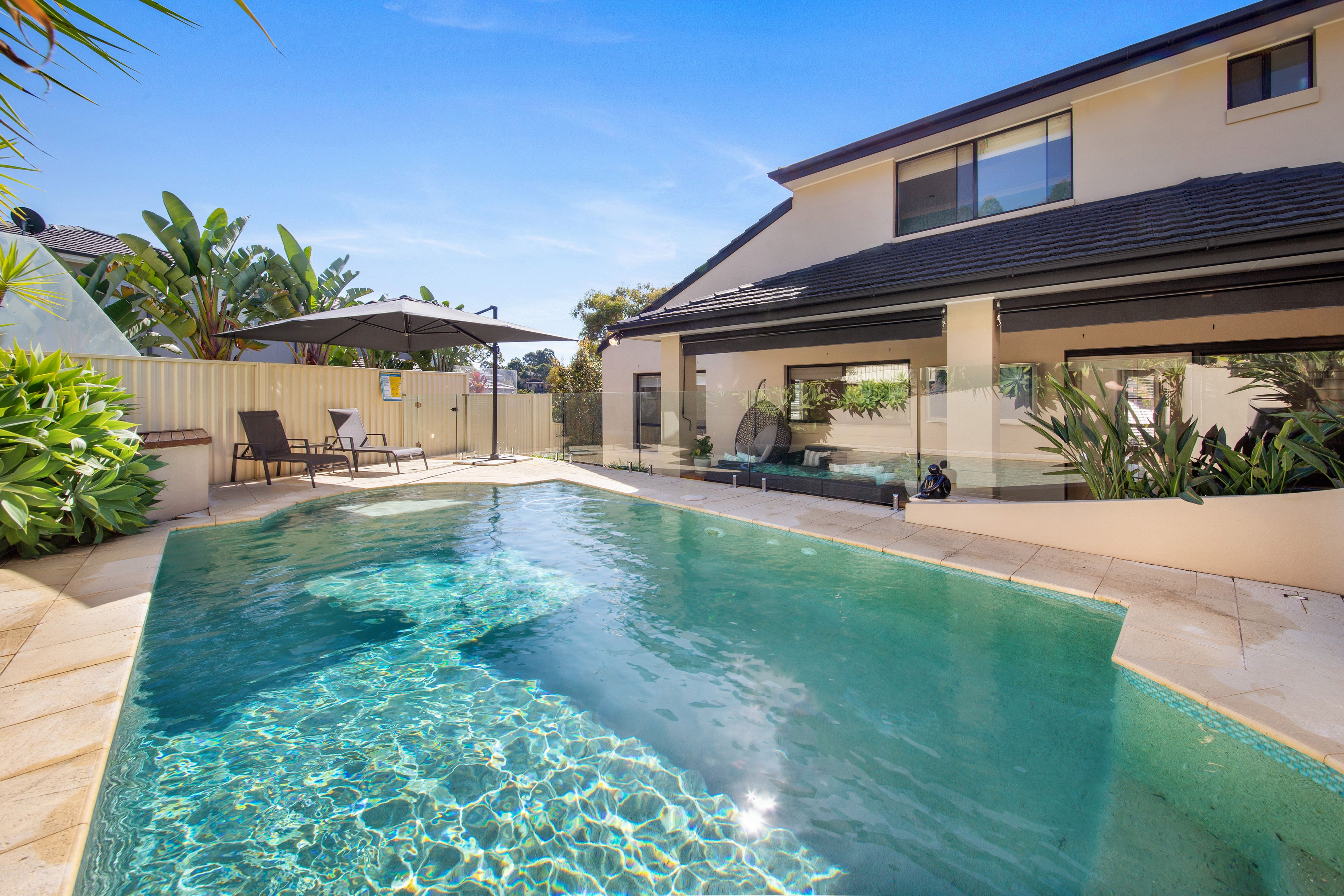 11 James Close, Menai, NSW 2234