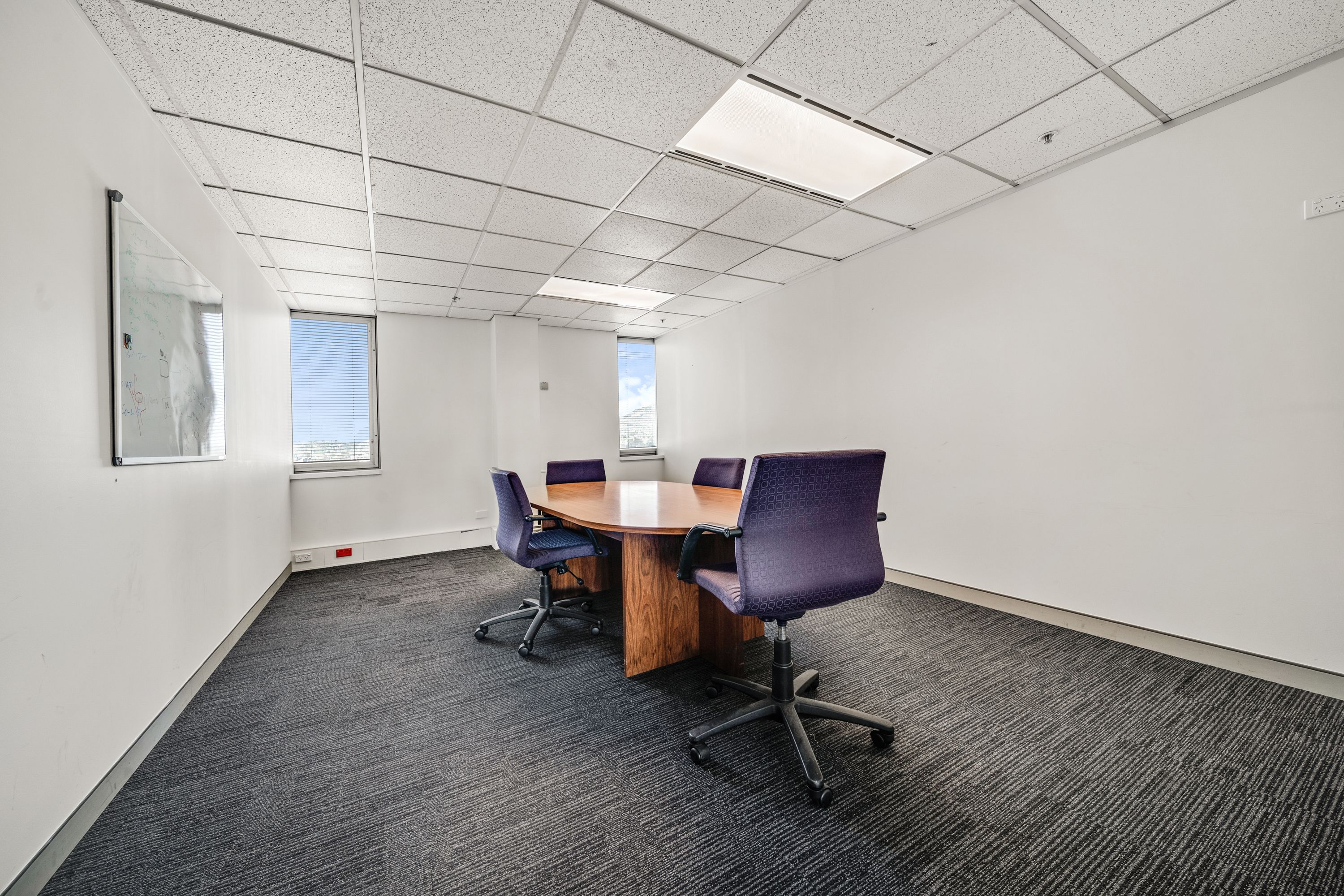 1 Bowes Place, Phillip, ACT 2606