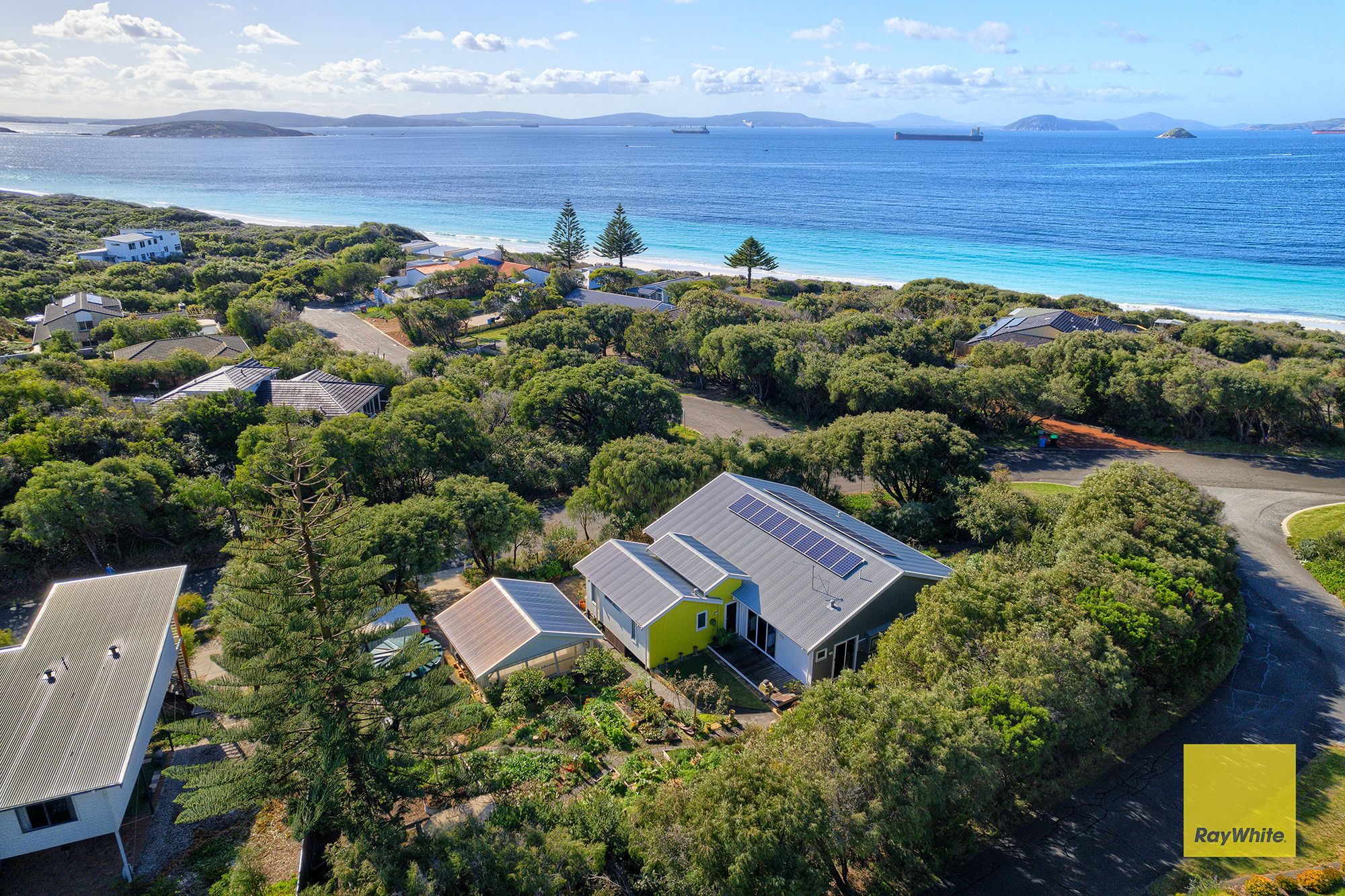 33 La Perouse Road, Goode Beach, WA 6330 Sold House Ray White Albany