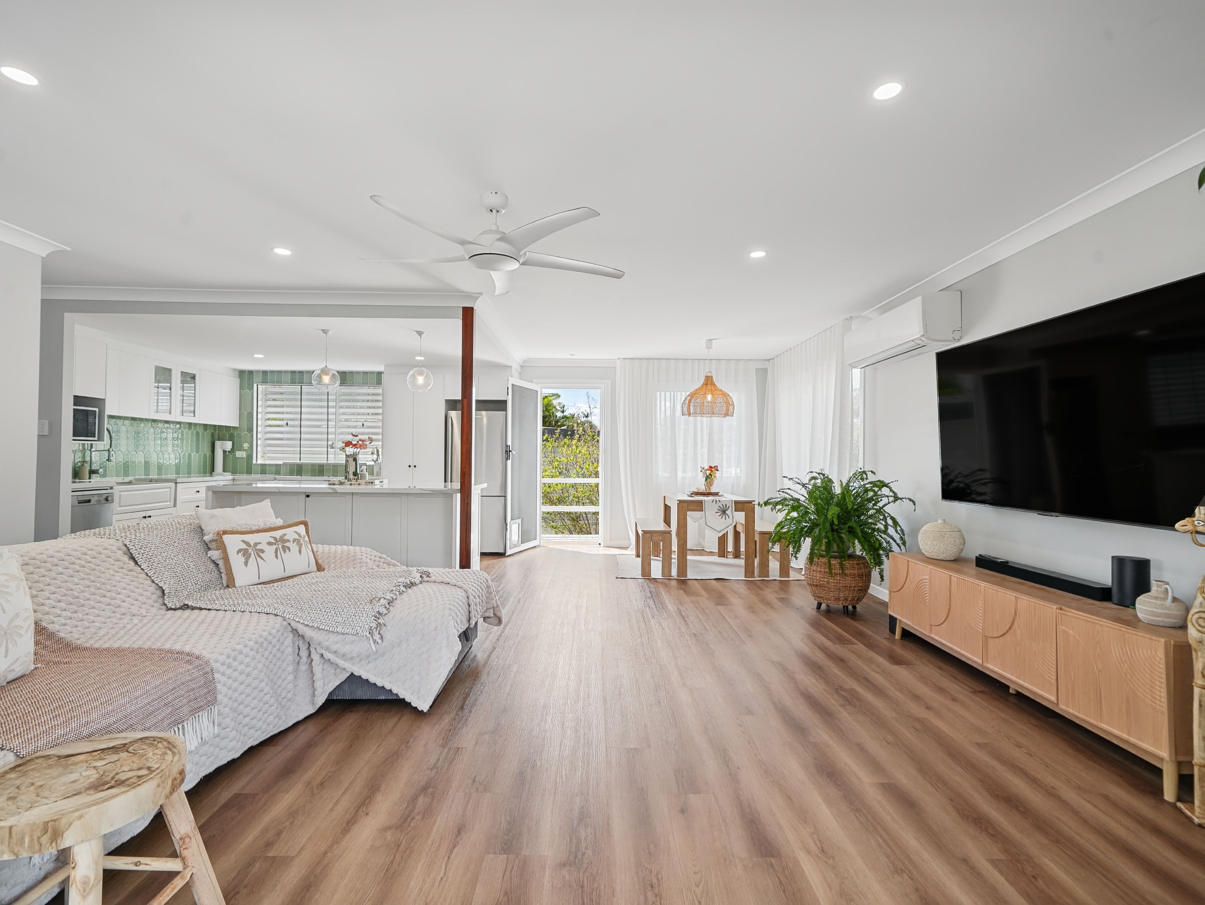 63 Kurumba Street — photo 3 of 26
