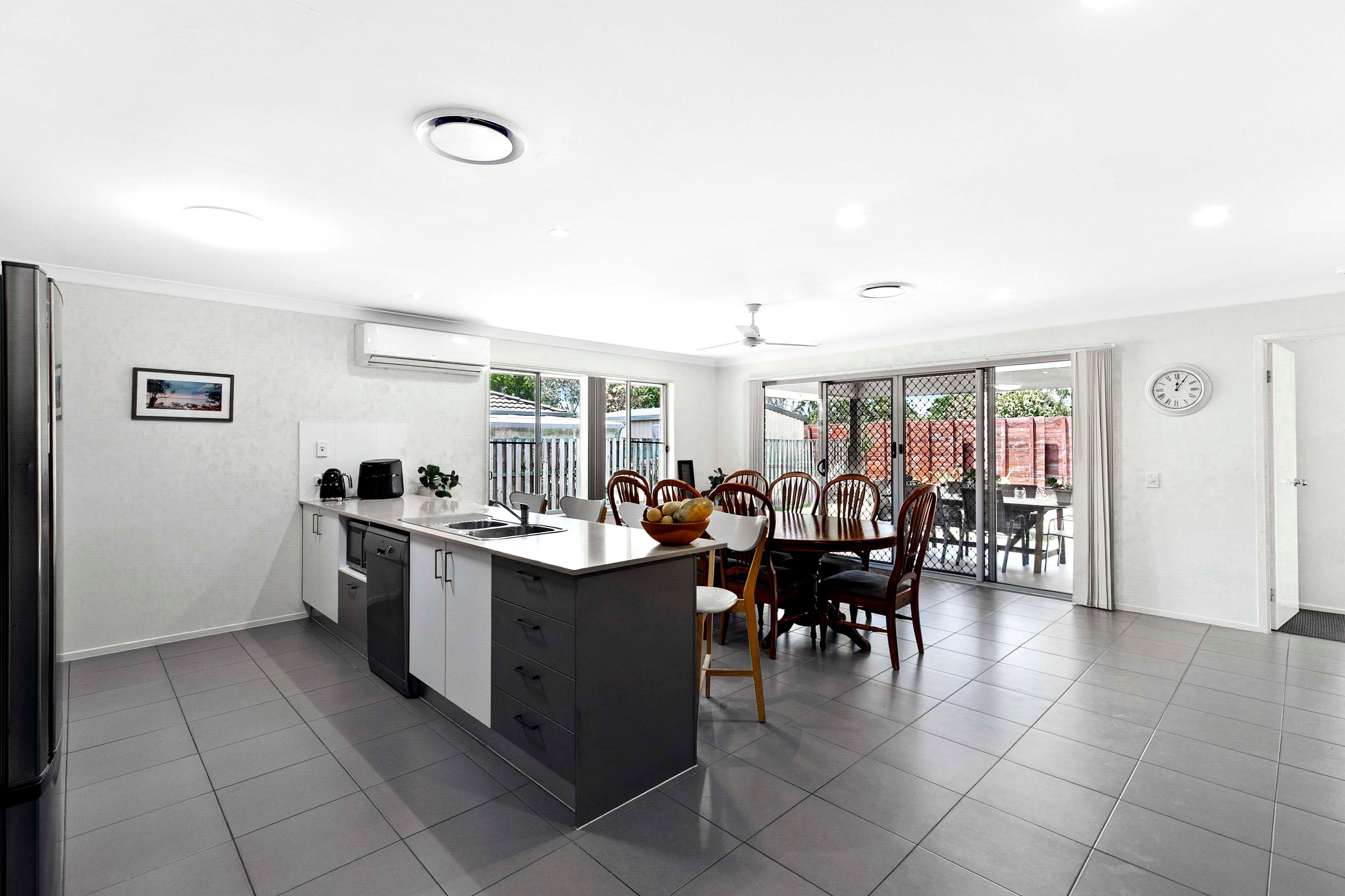 19 Mawson Court — photo 7 of 23