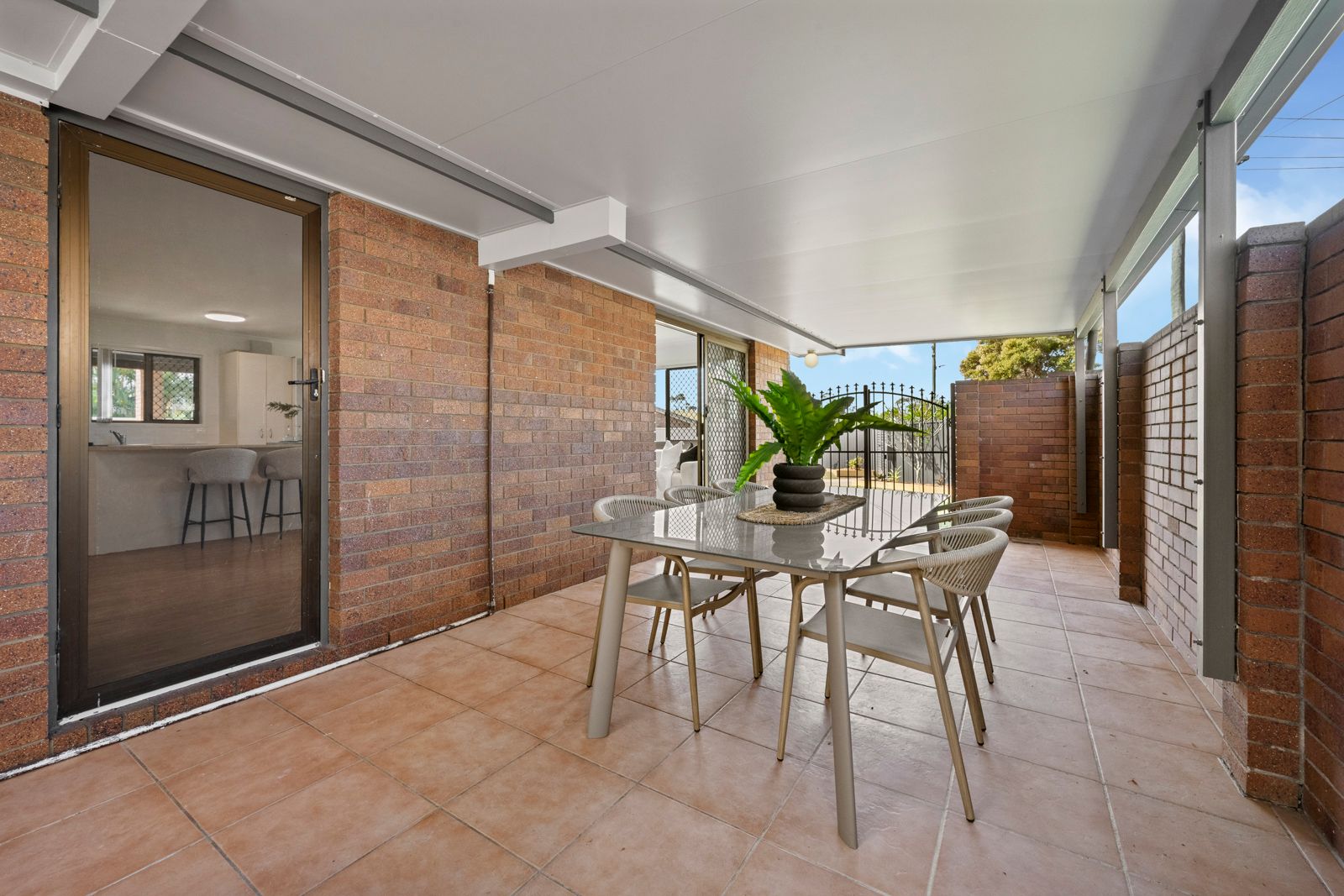 49 Arrakune Crescent — photo 17 of 28