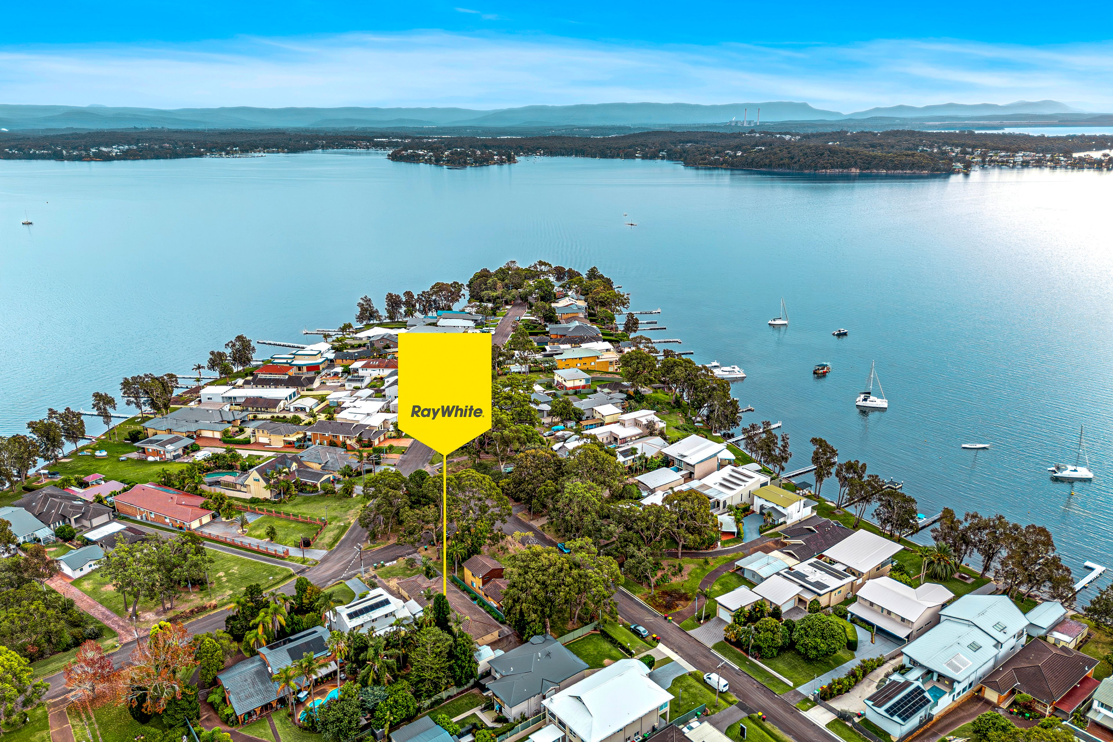 37 Gordon Avenue, Summerland Point, NSW 2259