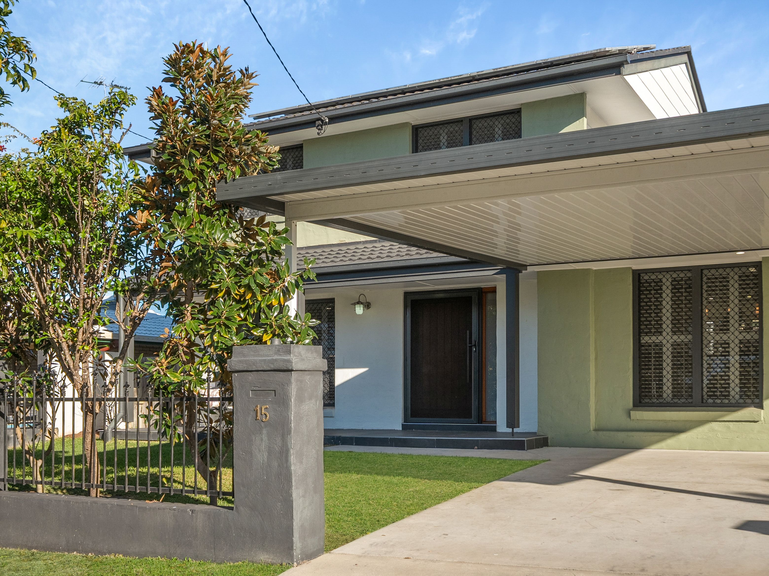 15 Cinnamon Court, Redcliffe, QLD 4020