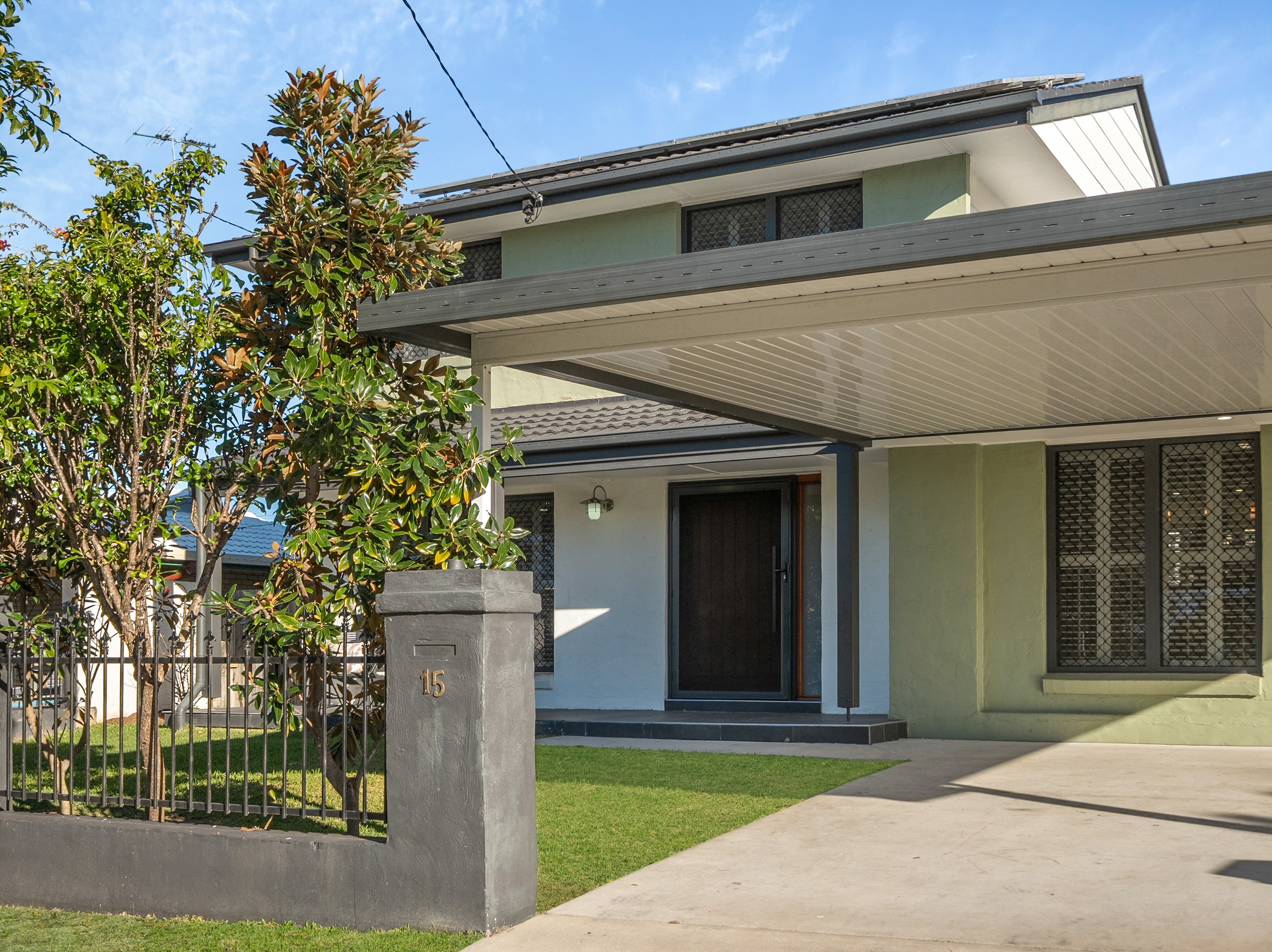 15 Cinnamon Court, Redcliffe, QLD 4020