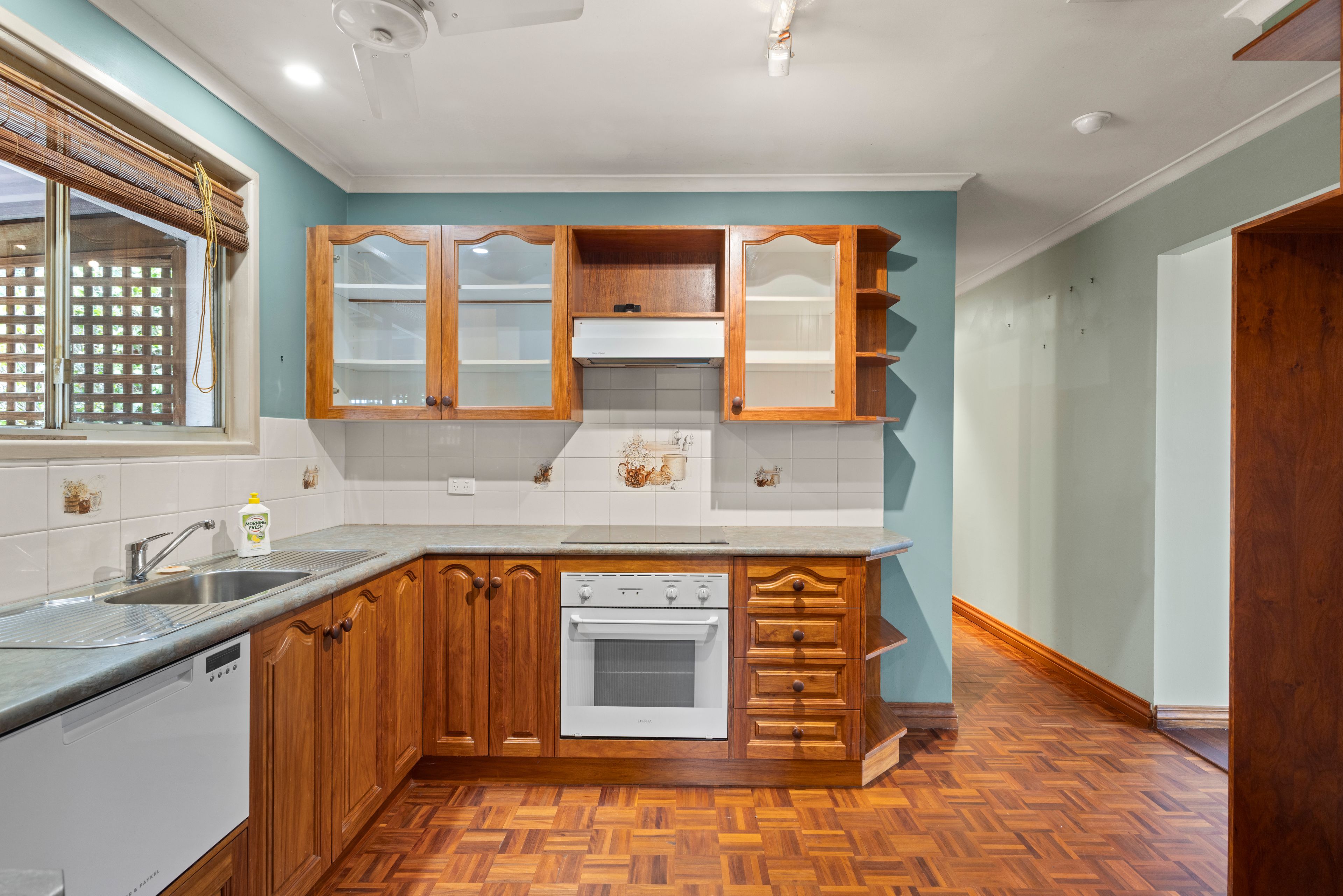 182 Tor Street, Rockville, QLD 4350