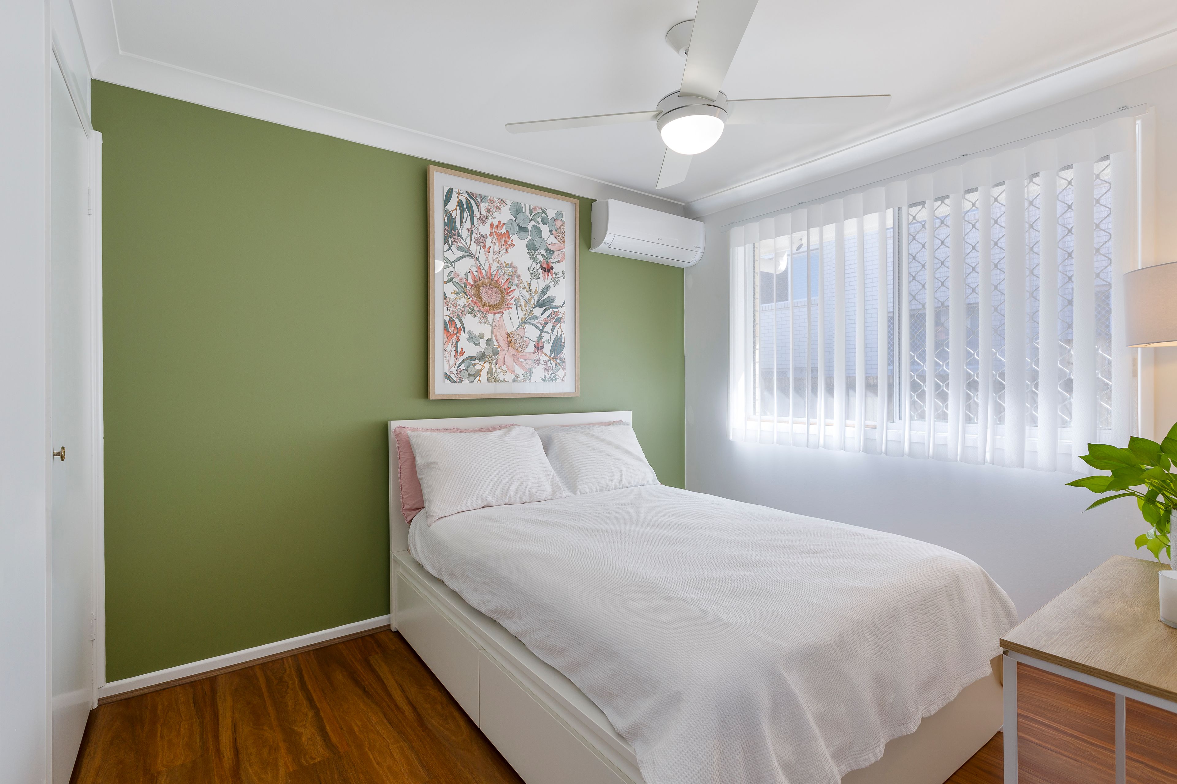 1/11 Lloyd Street — photo 3 of 18
