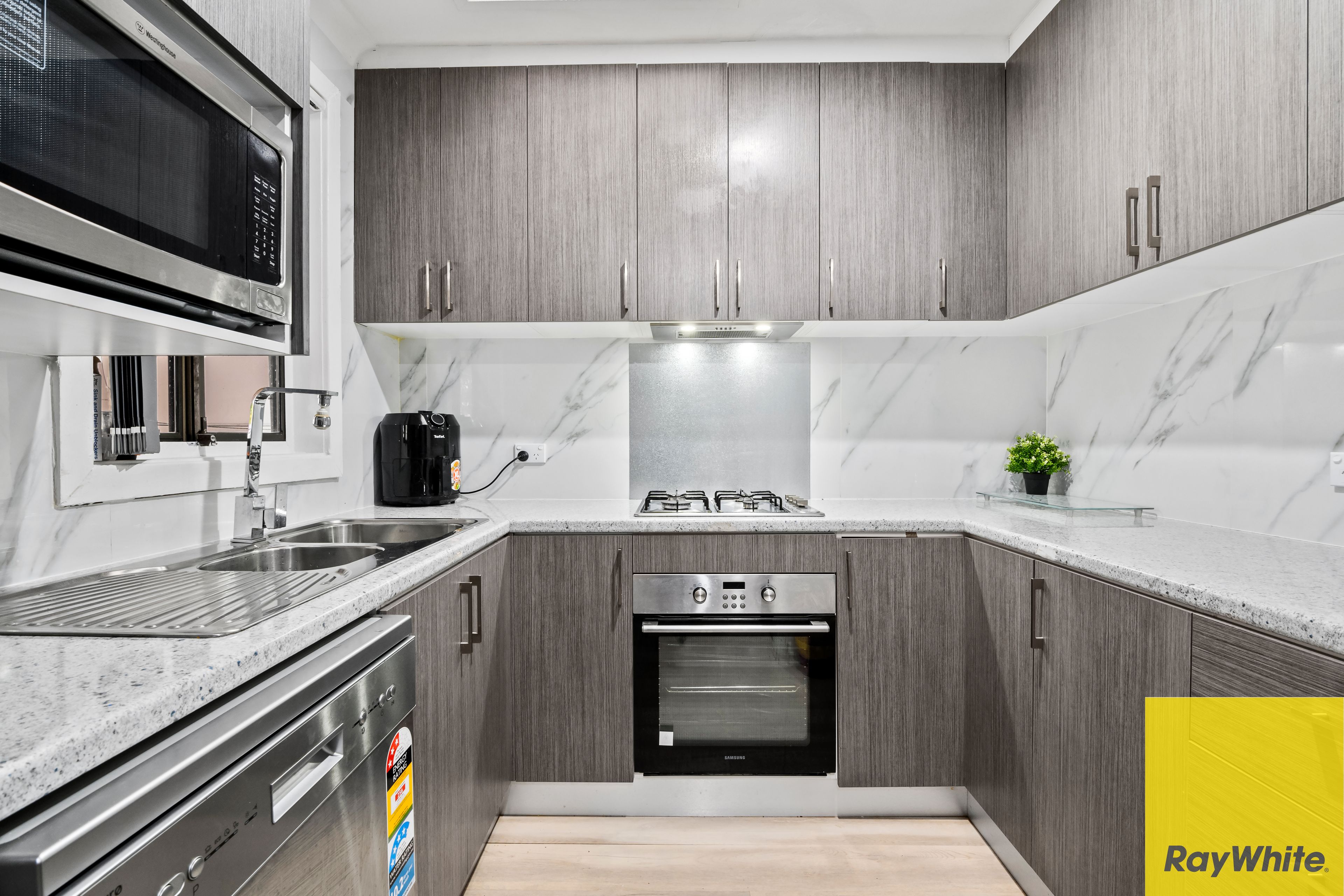 13 & 13a Tabali Street, Whalan, NSW 2770