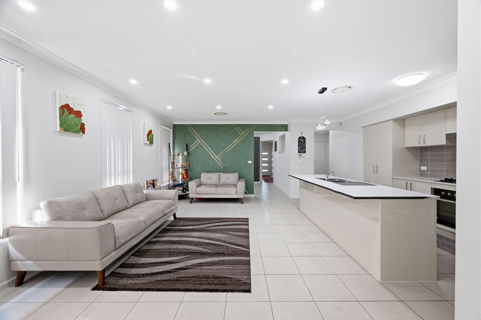 35 Buckingham Loop, Oran Park, NSW 2570