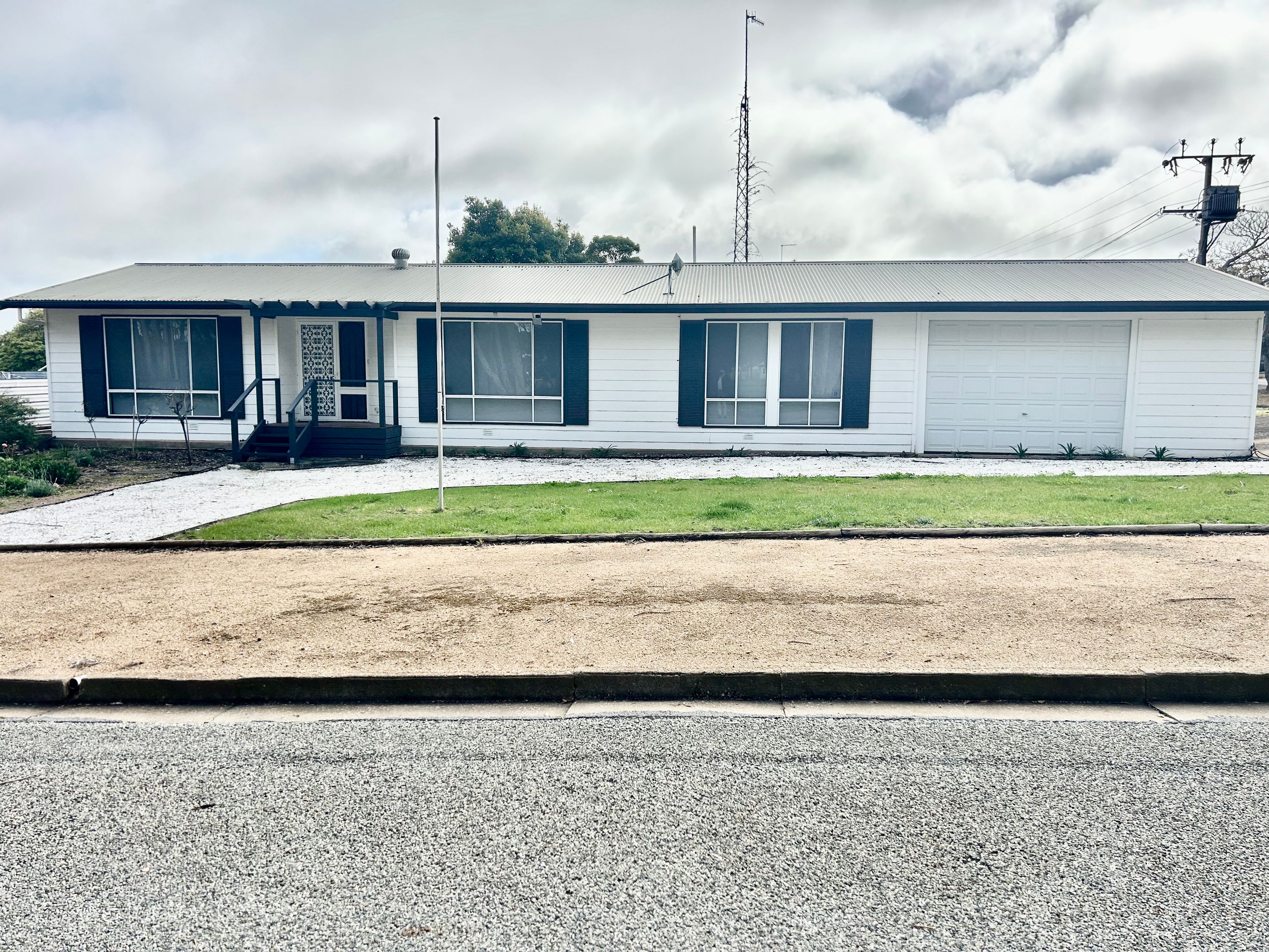 2-4 Caroline Street — photo from Ray White Yorke Peninsula