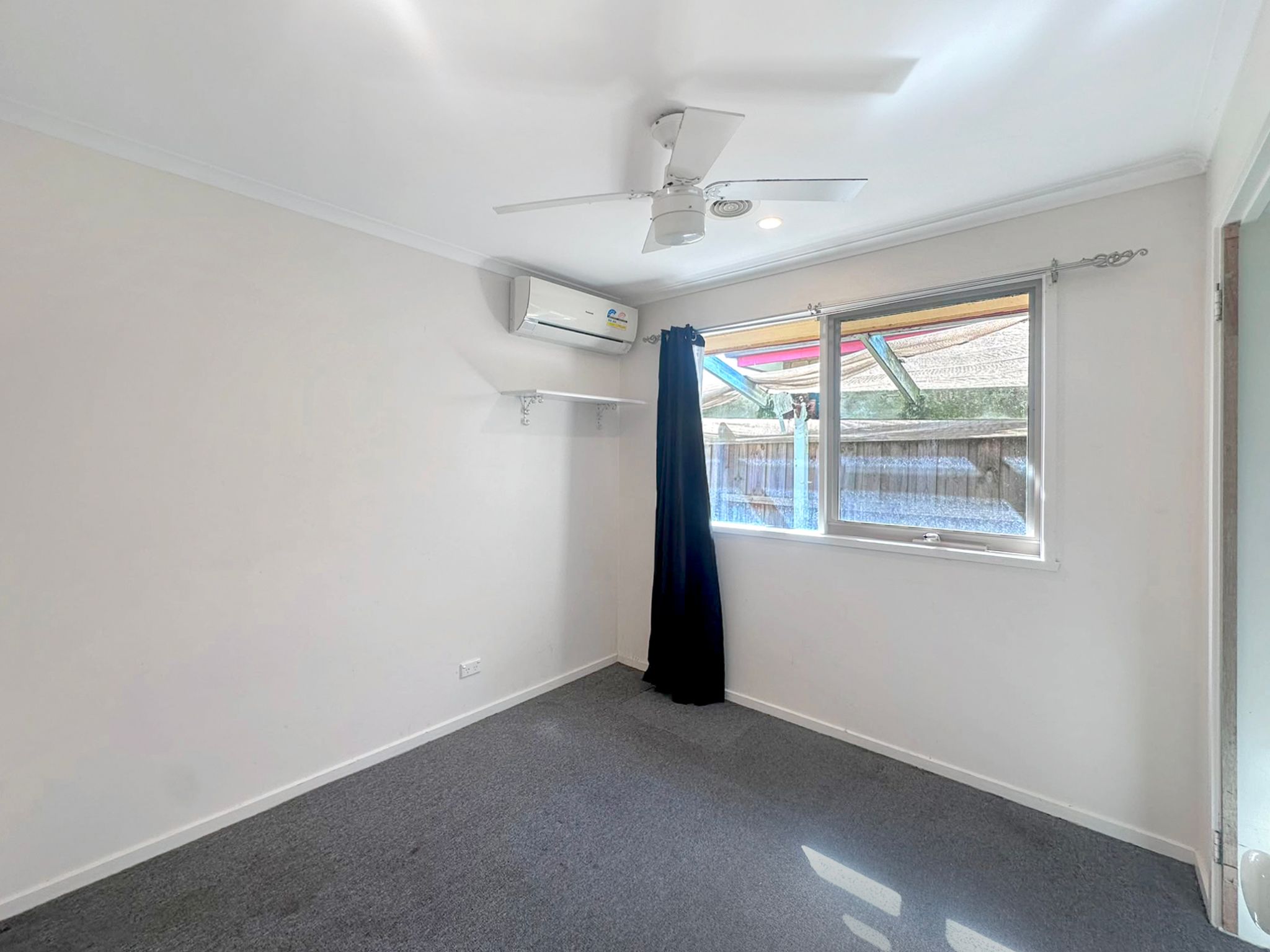 4 Bourke Road — photo 6 of 14