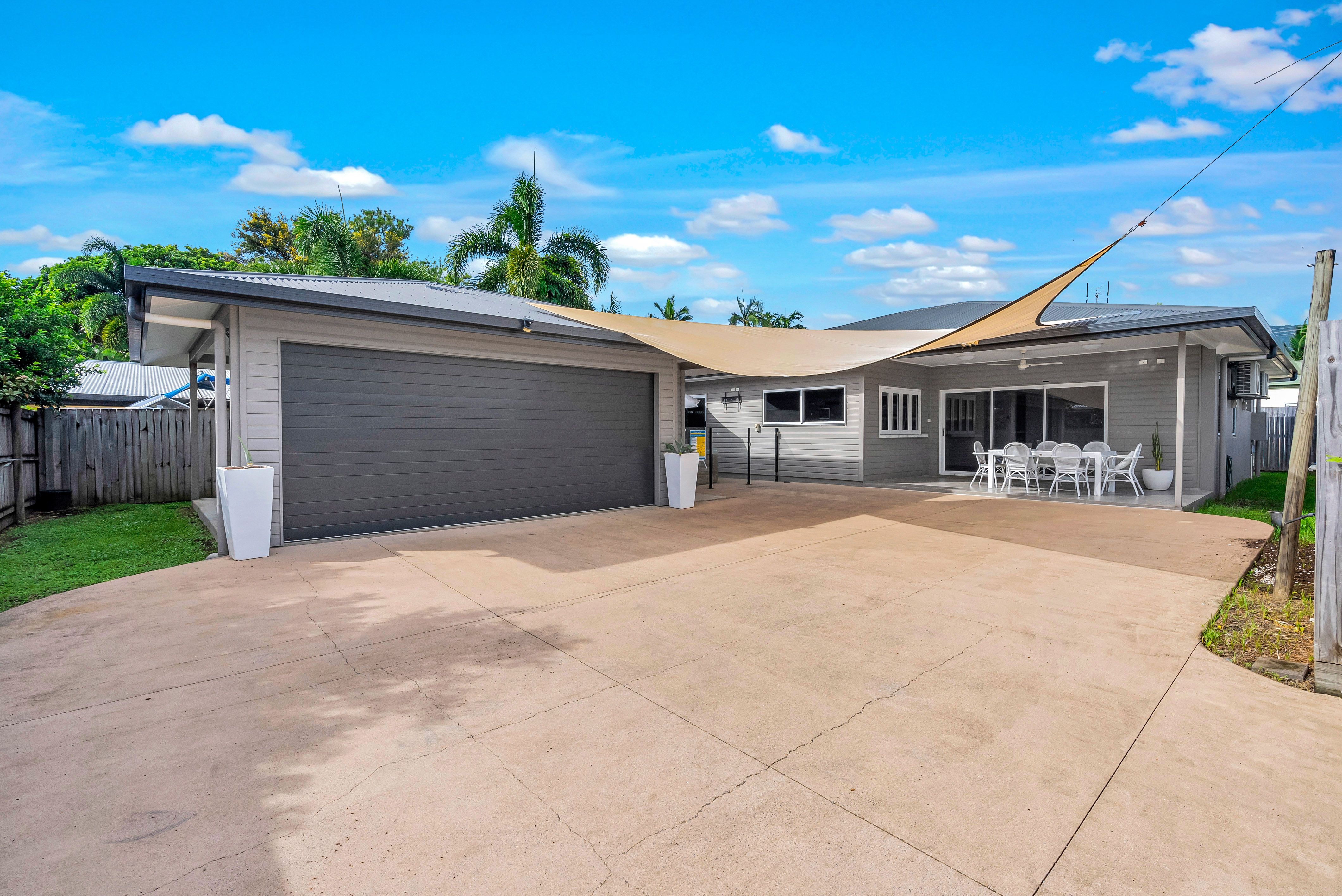 9B Kavieng Street, Trinity Beach, QLD 4879