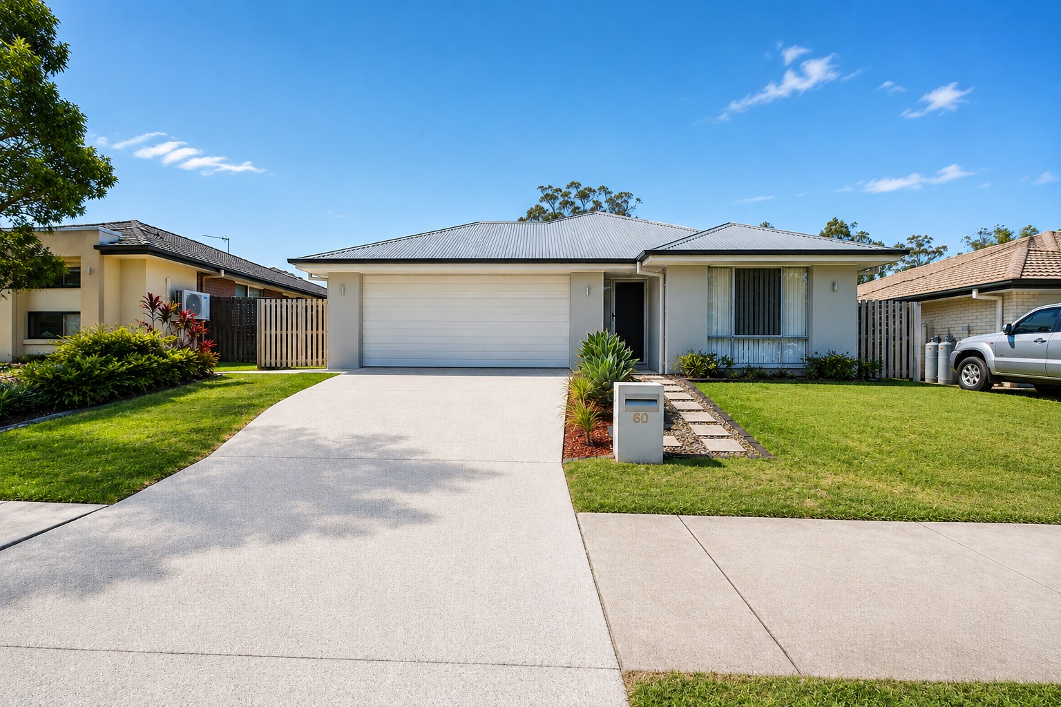 60 Cardena Drive, Augustine Heights, QLD 4300