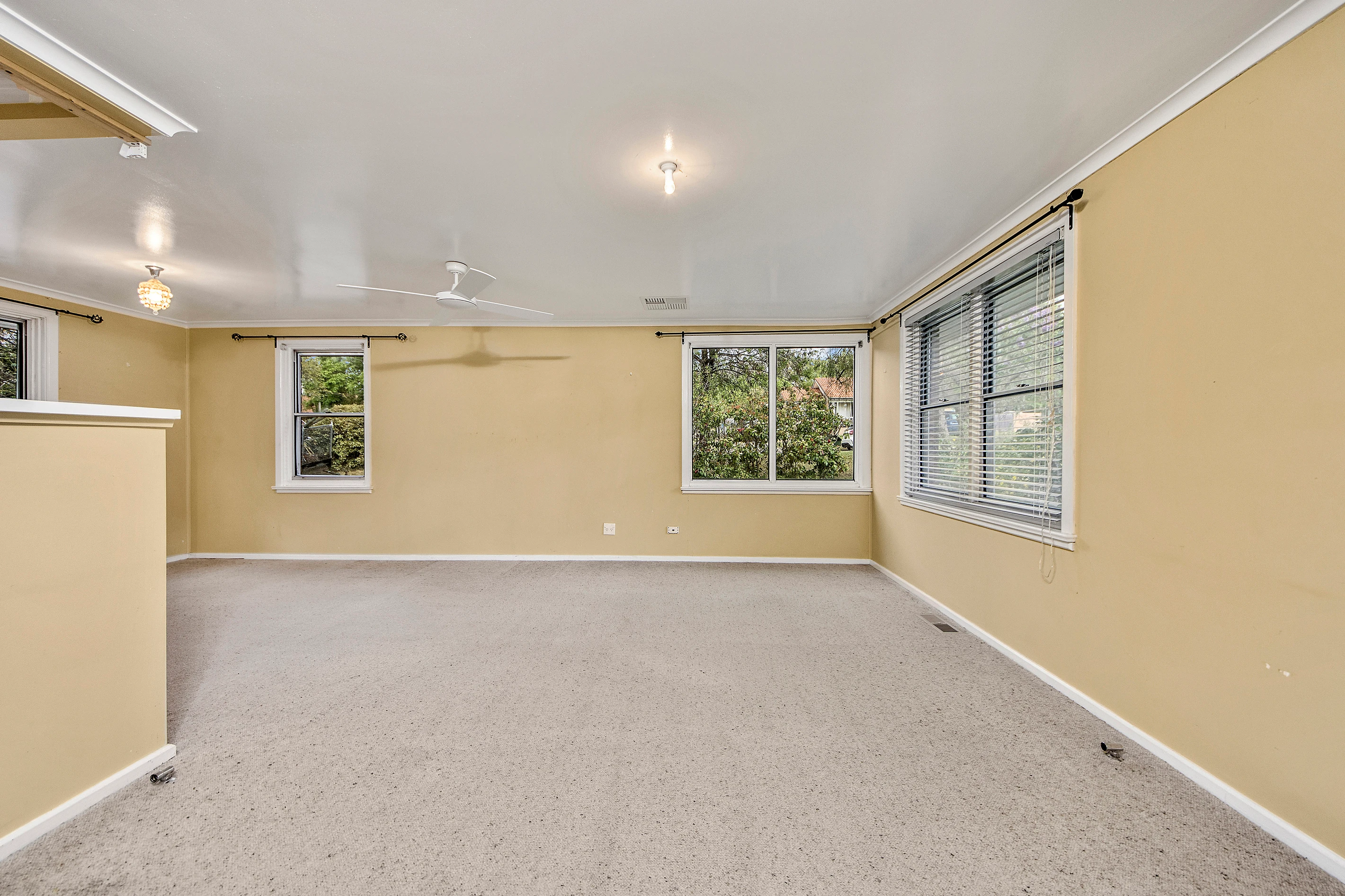 69 Walker Crescent, Narrabundah, ACT 2604