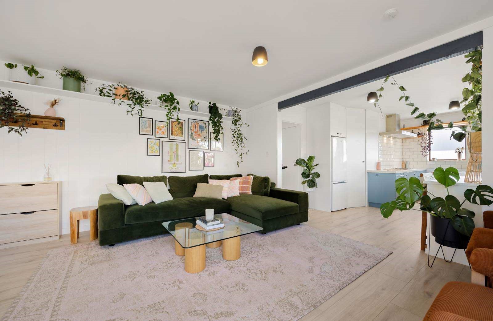 2/3 Anna Watson Road, Half Moon Bay, Manukau City